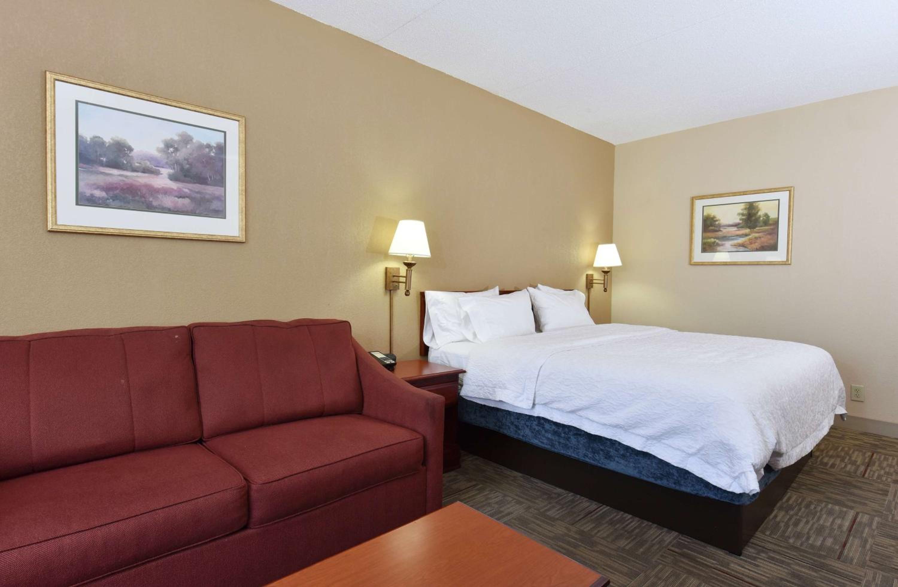 King Room with Sofa Bed and Study - Non-Smoking - Photo 2