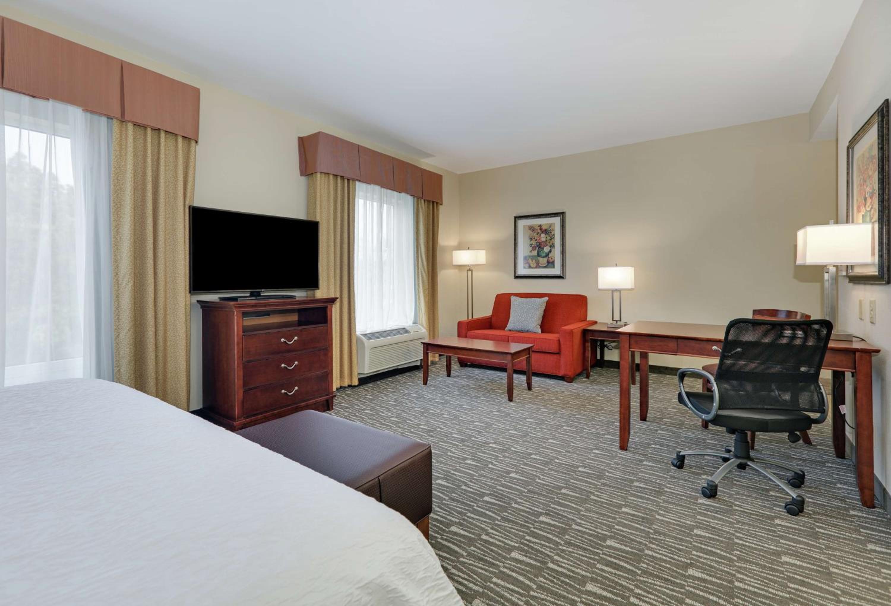 King Studio Suite with Sofa Bed - Non-Smoking - Photo 1