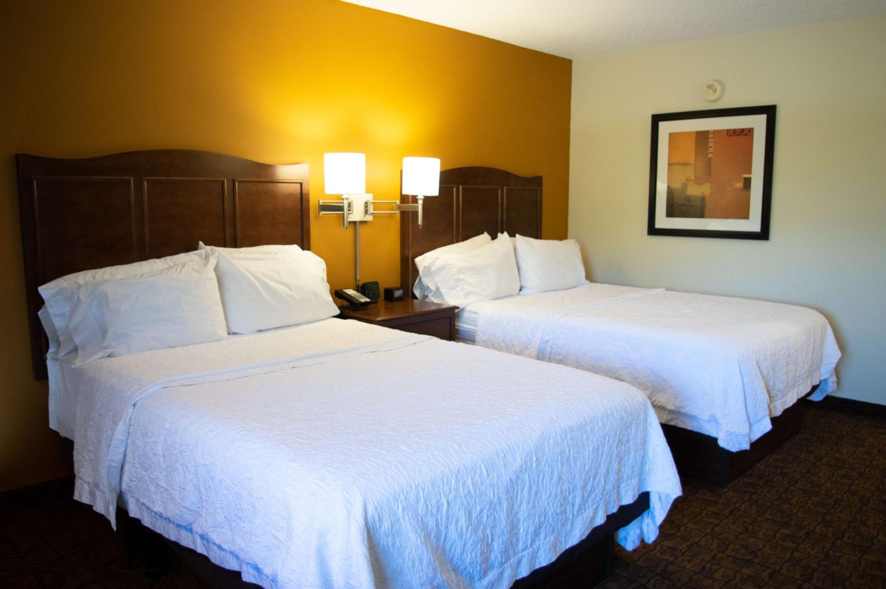 Double Room with Two Double Beds - Non-Smoking - Photo 3