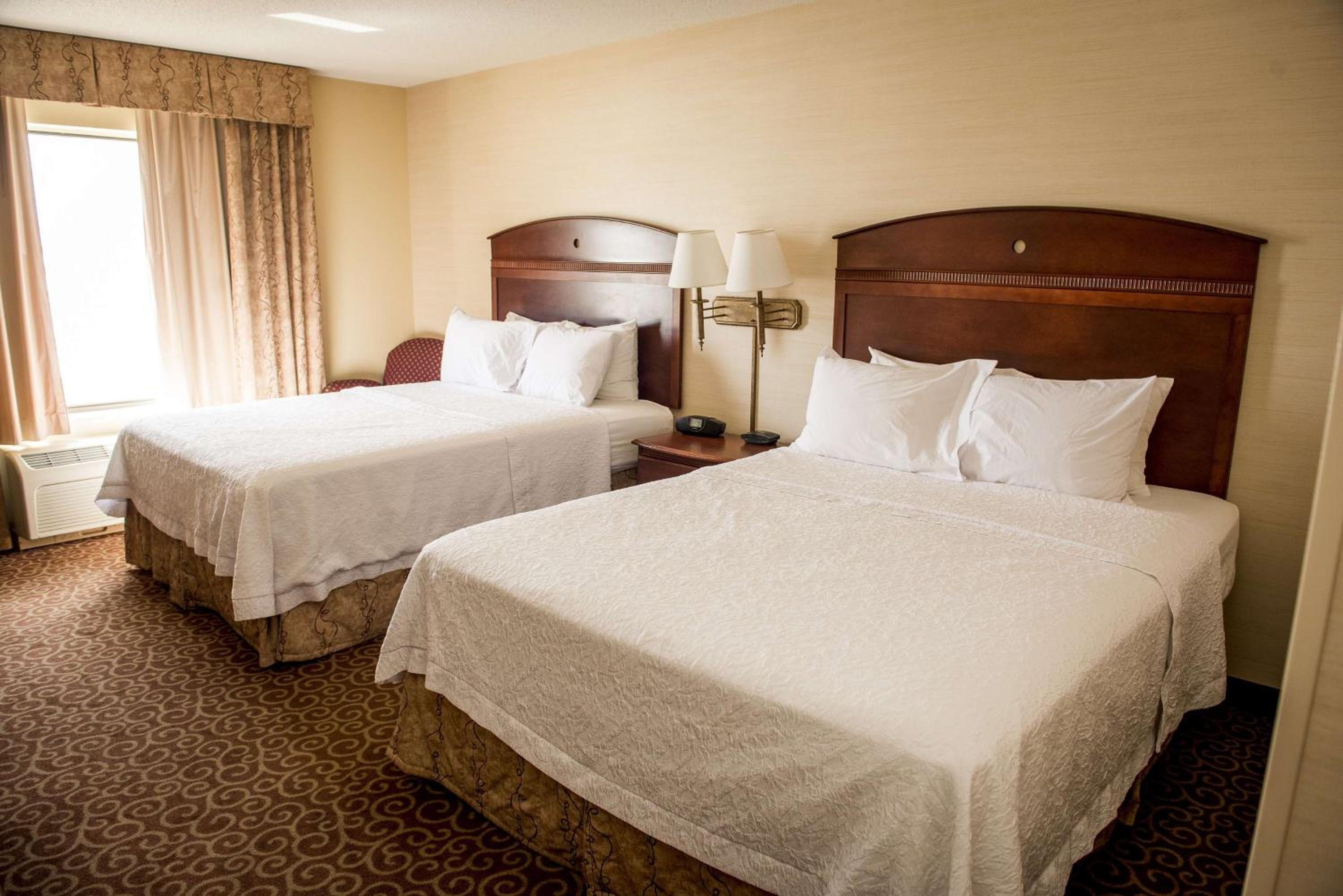 Queen Room with Two Queen Beds - Photo 1