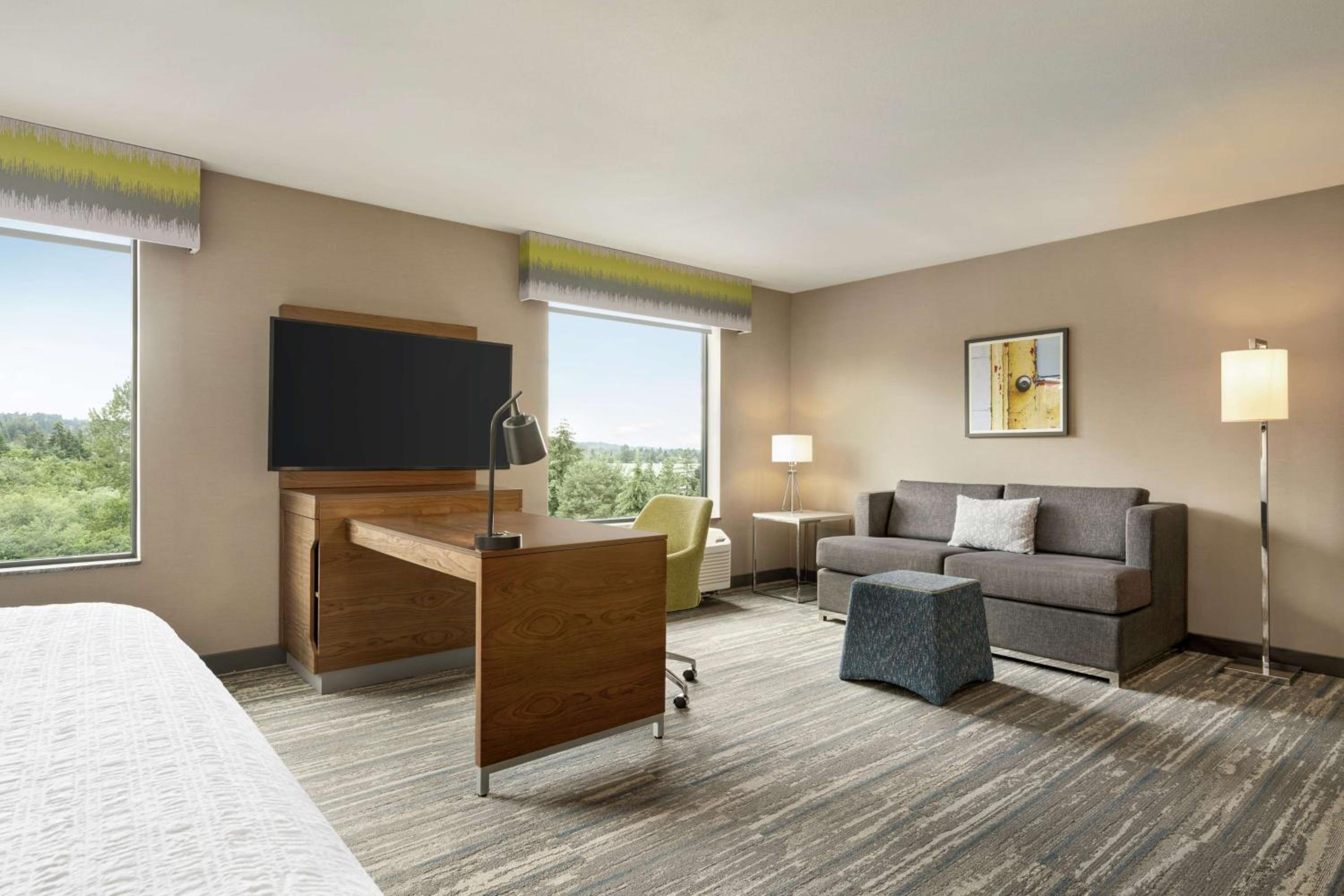 King Studio Suite - Non-Smoking - Photo 2
