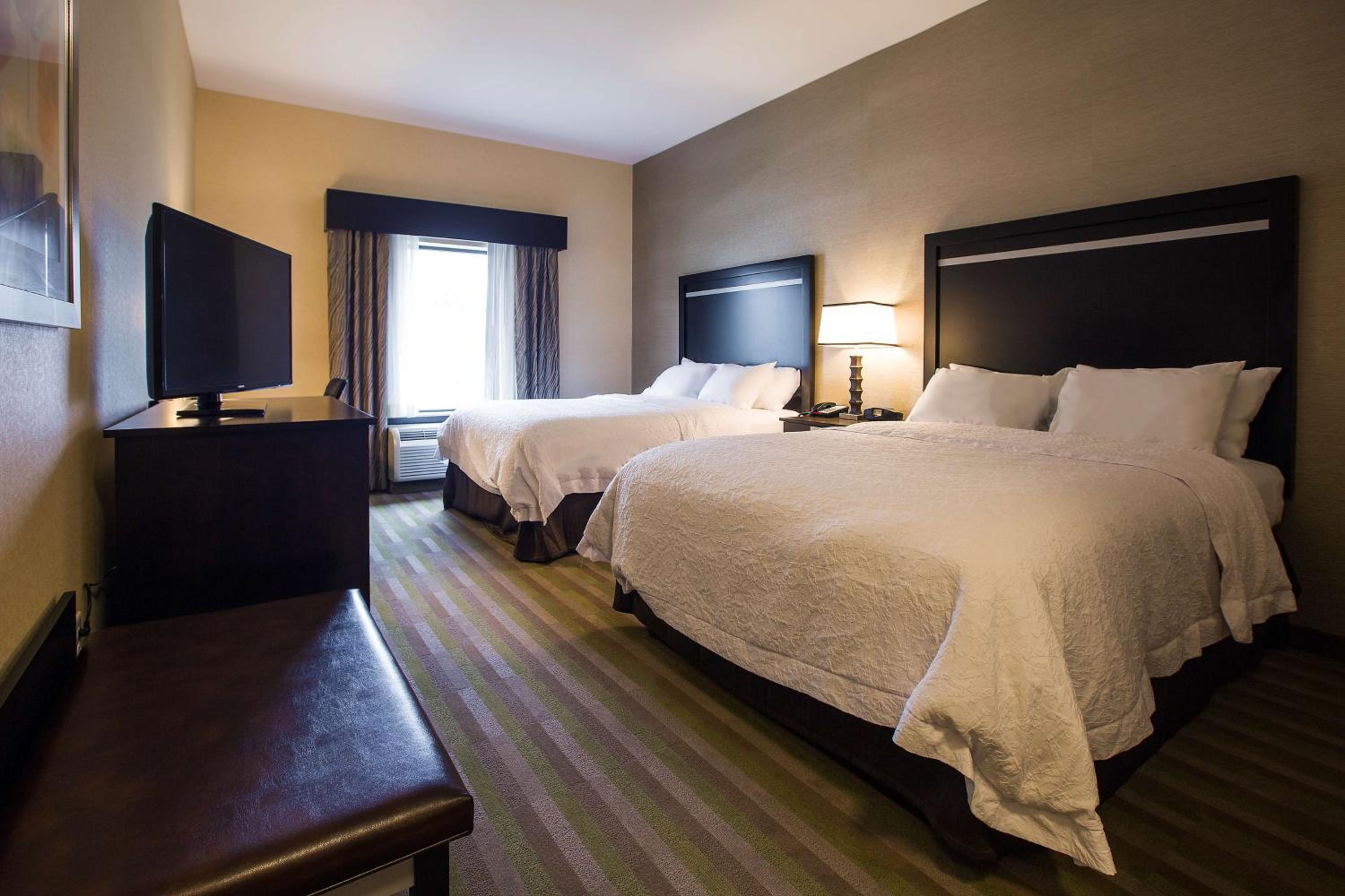 Queen Room with Two Queen Beds (4 Adults)