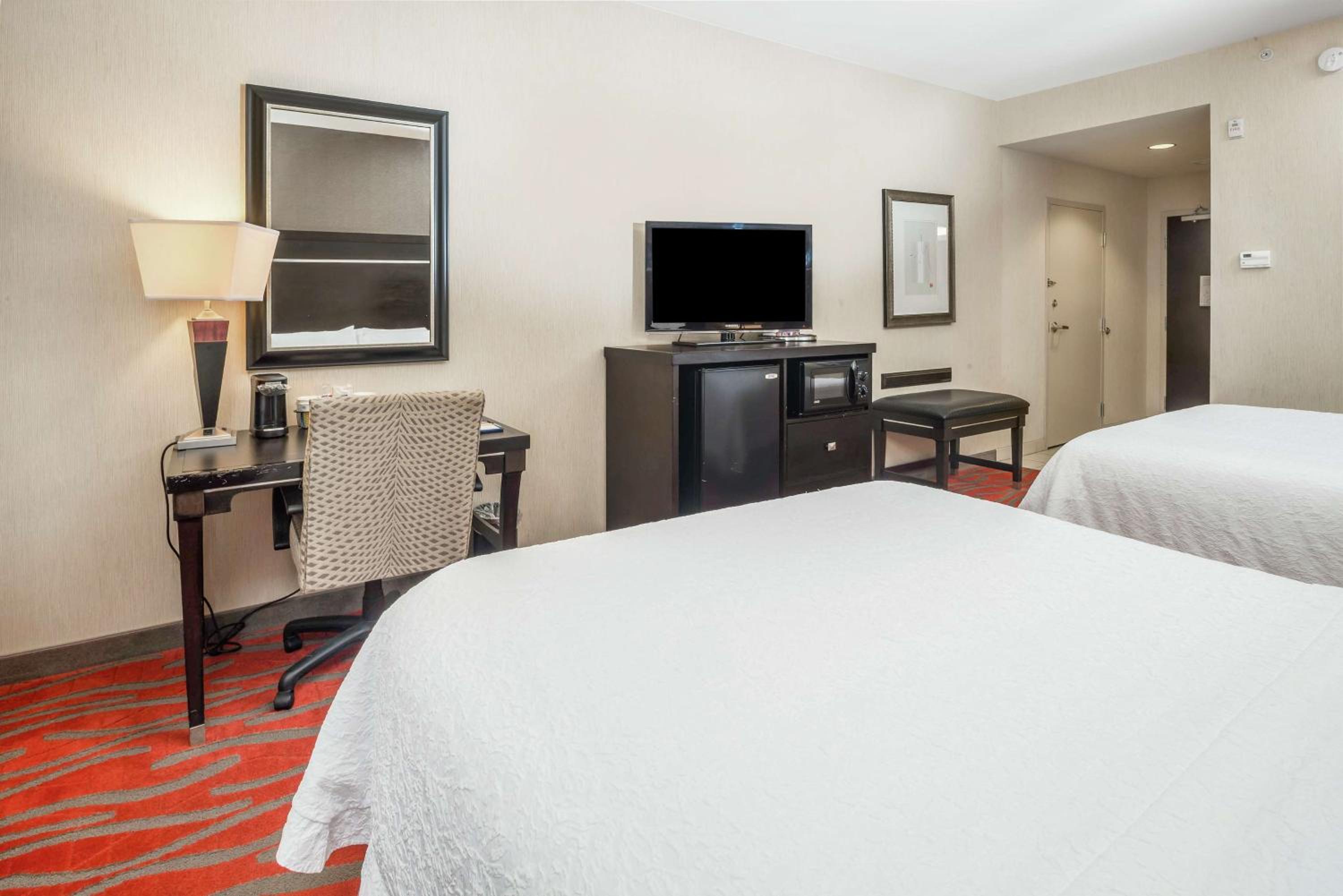 Room with Two Queen Beds - Non-Smoking - Photo 1