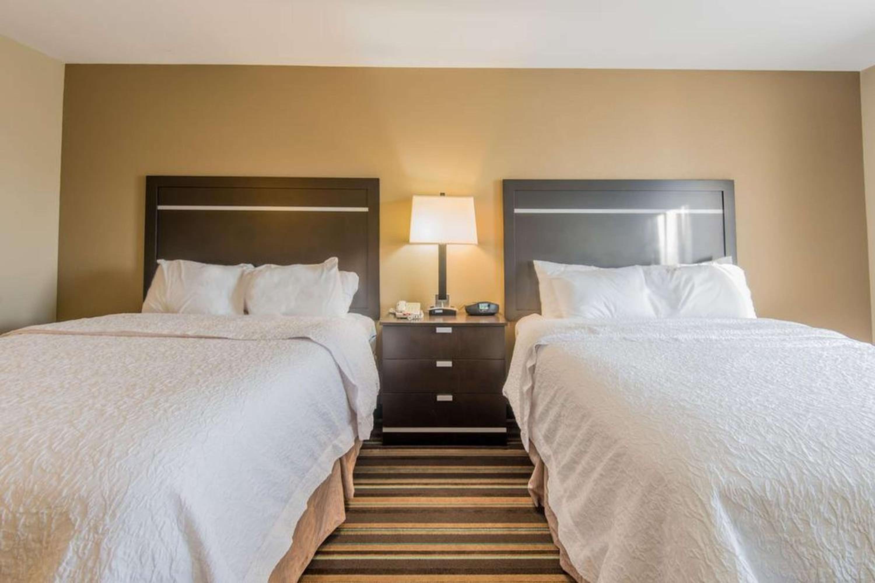 Room with Two Queen Beds - Non-Smoking - Photo 1