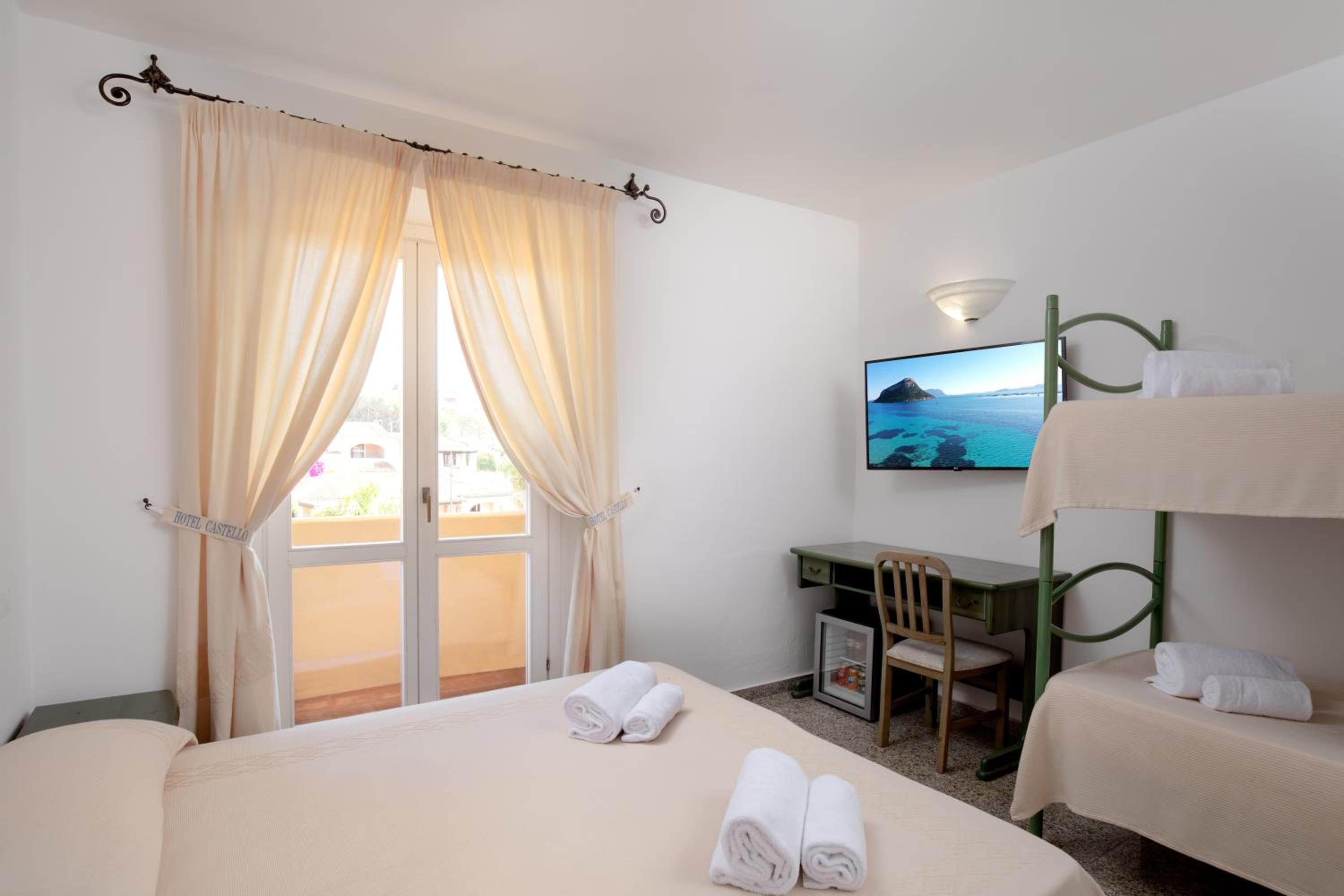 Standard Quadruple Room photo 3