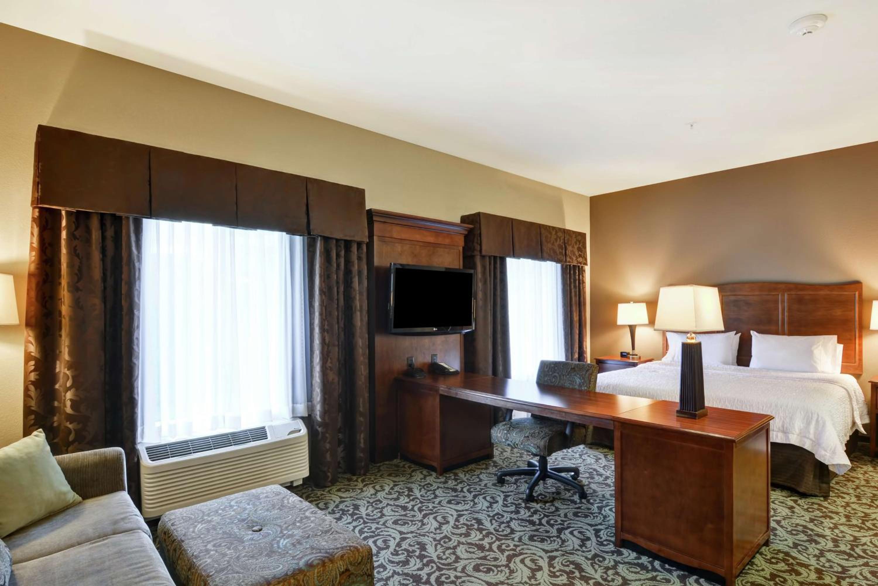 King Studio Suite - Non-Smoking - Photo 1