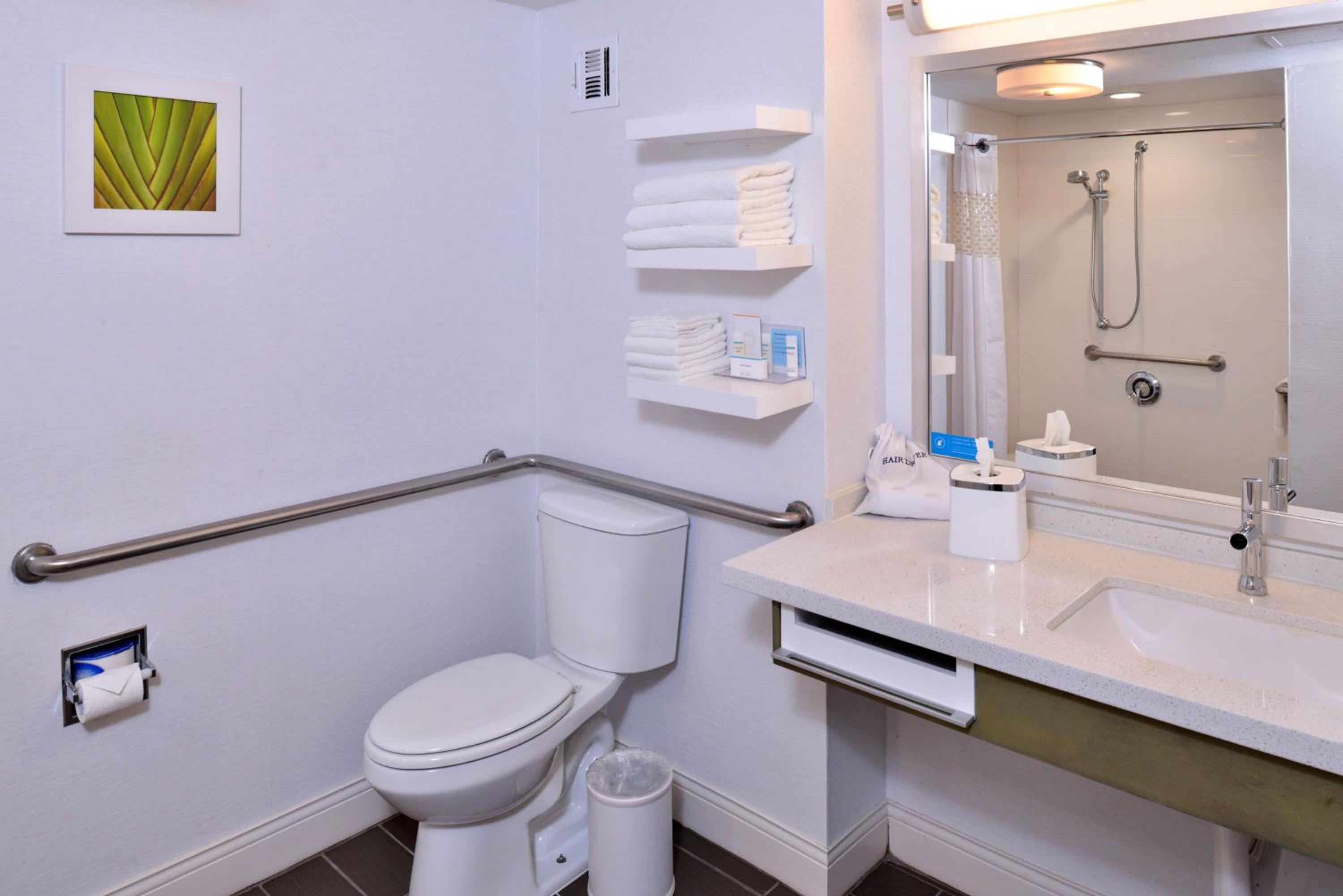 King Room - Mobility Access/Non-Smoking - Photo 3
