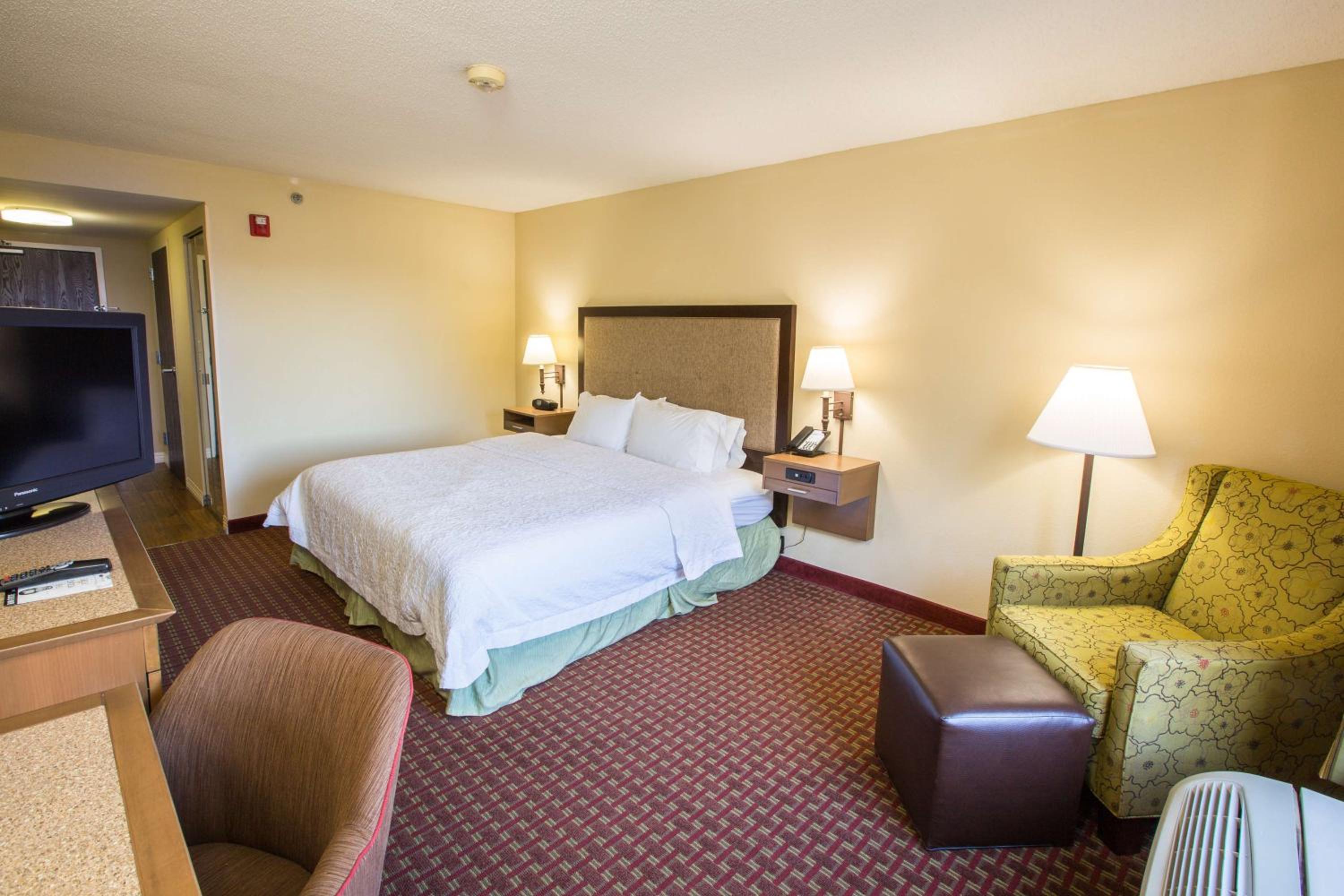 King Room - Mobility Access/Non-Smoking - Photo 1