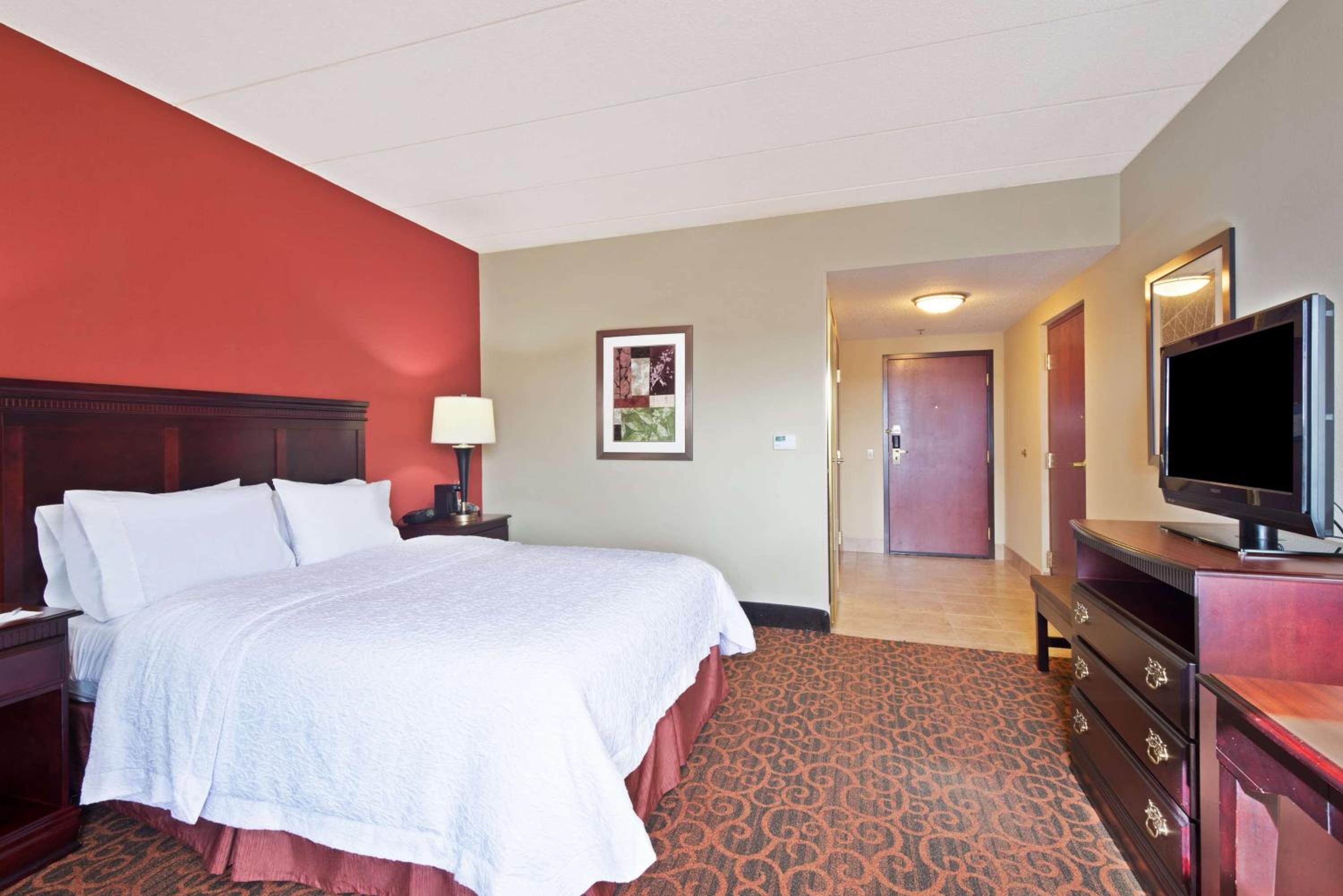 Queen Room with Bath Tub - Disability Access/Non-Smoking 