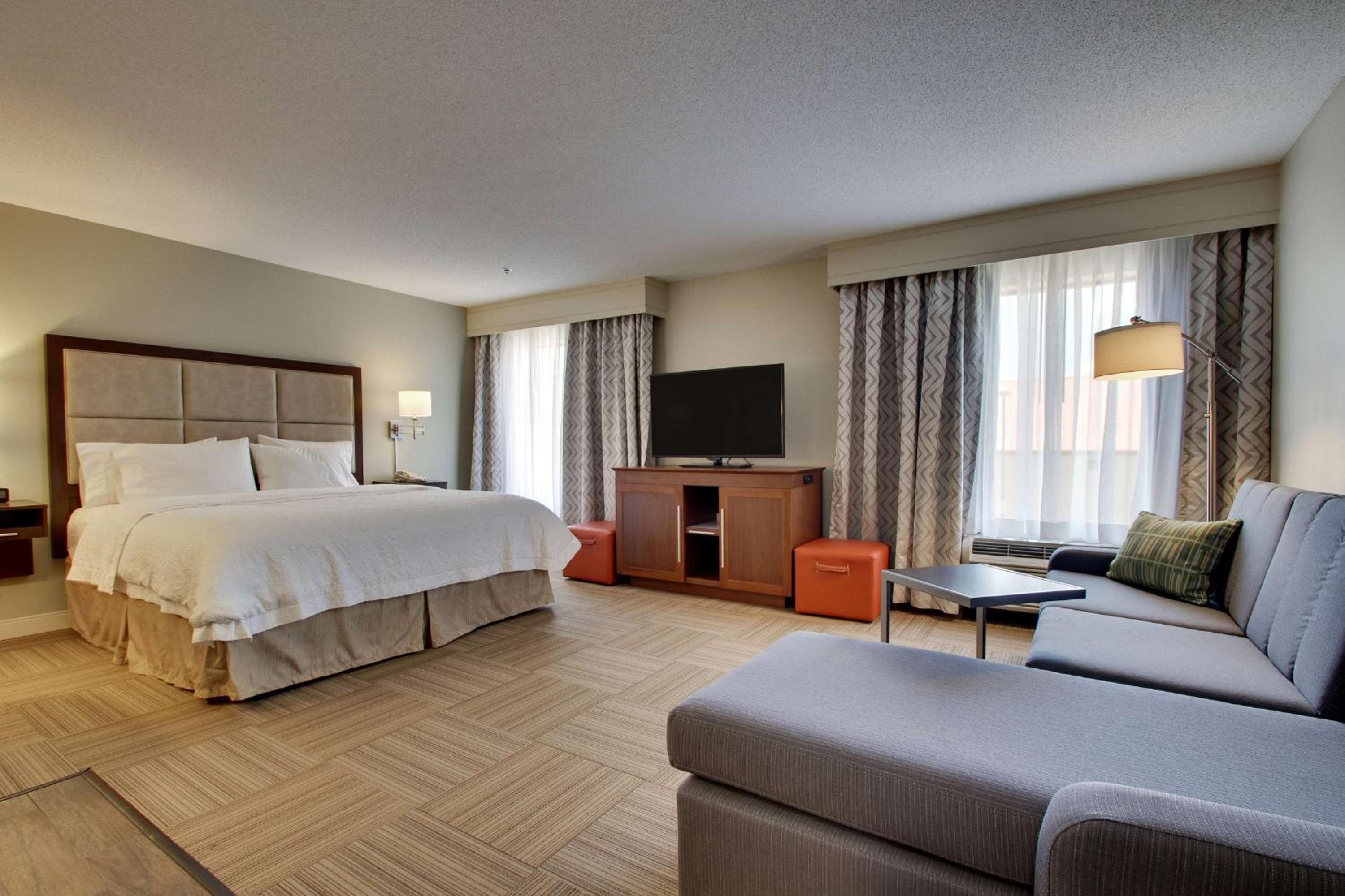 King Studio Suite - Non-Smoking - Photo 1