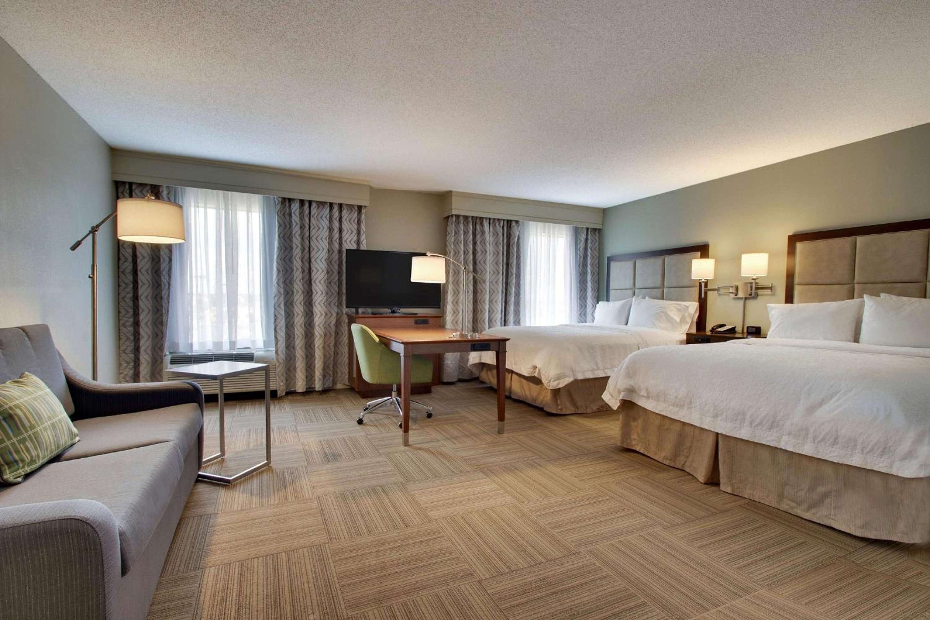 Queen Room with Two Queen Beds - Mobility and Hearing Access/Non-Smoking - Photo 1
