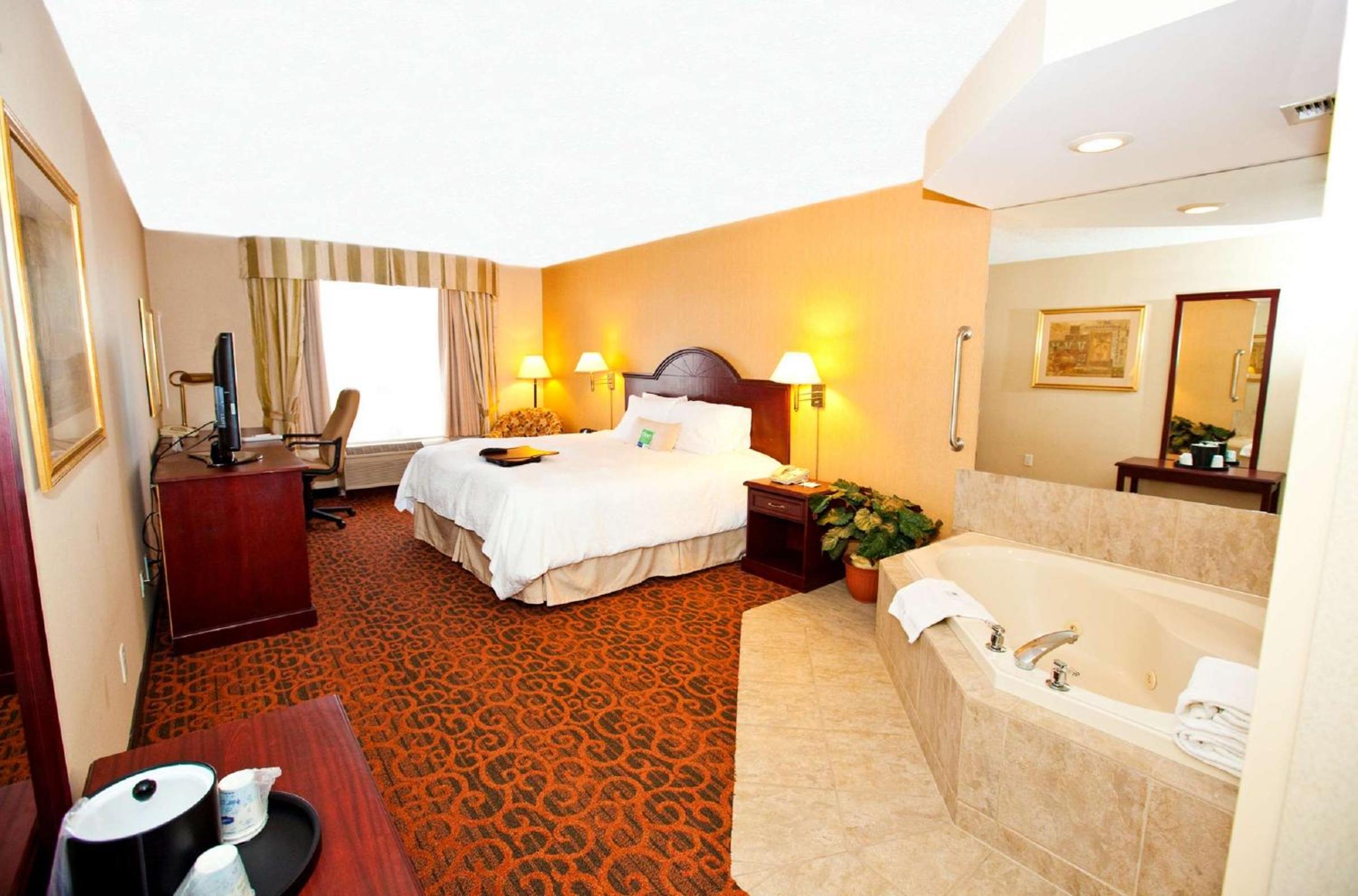 King Room With Spa Bath