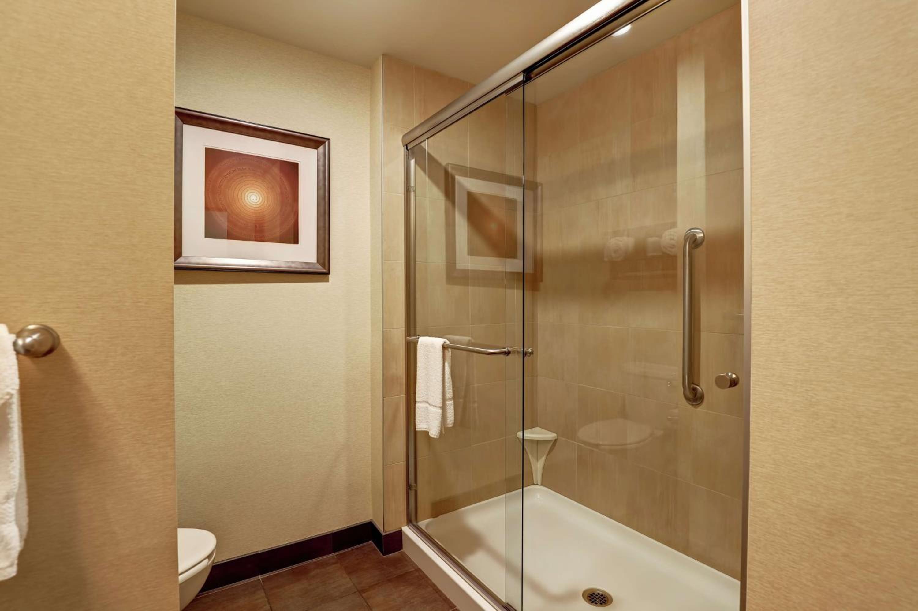 King Room - Non-Smoking photo 3