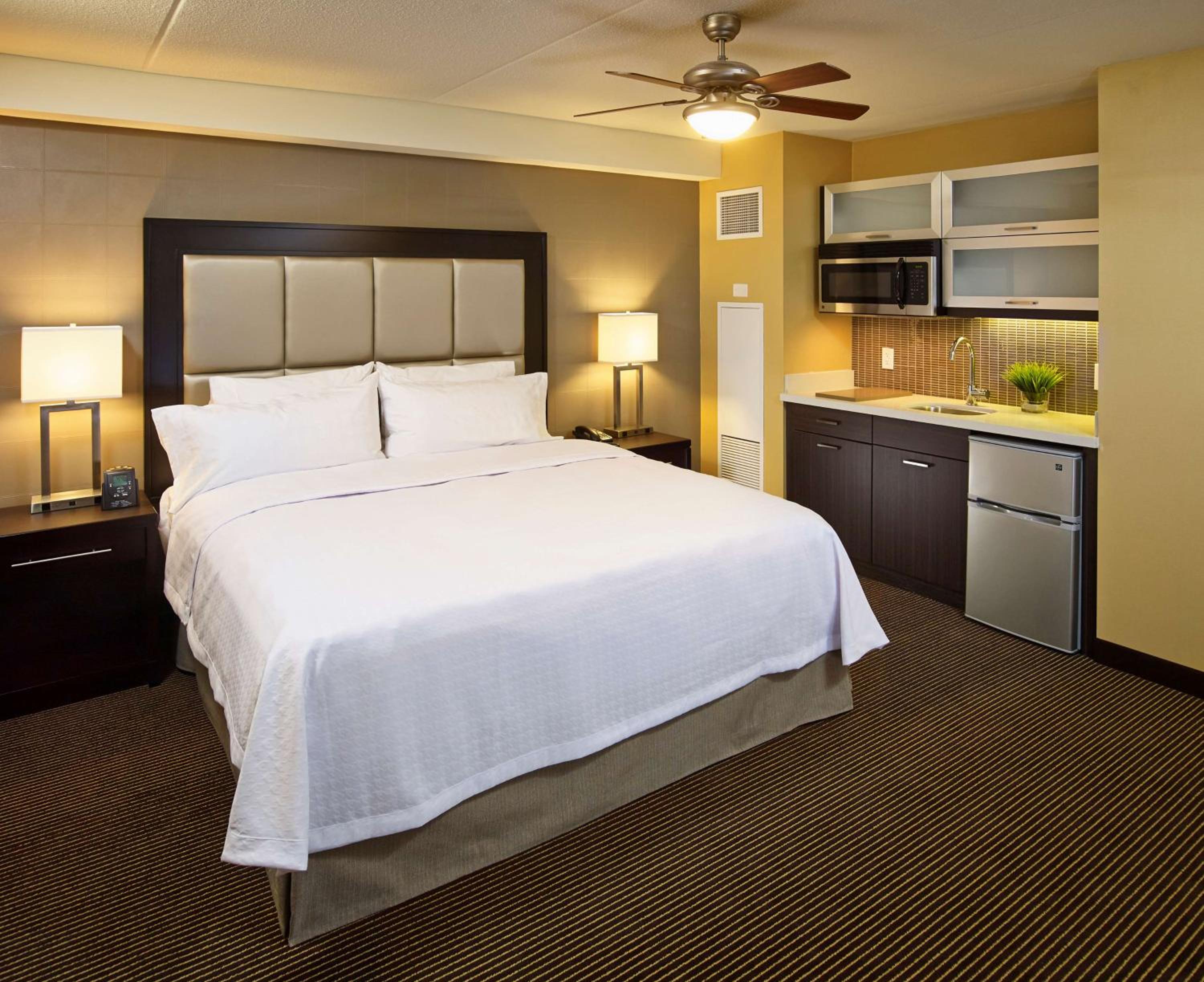 Two-Bedroom Suite - Non-Smoking