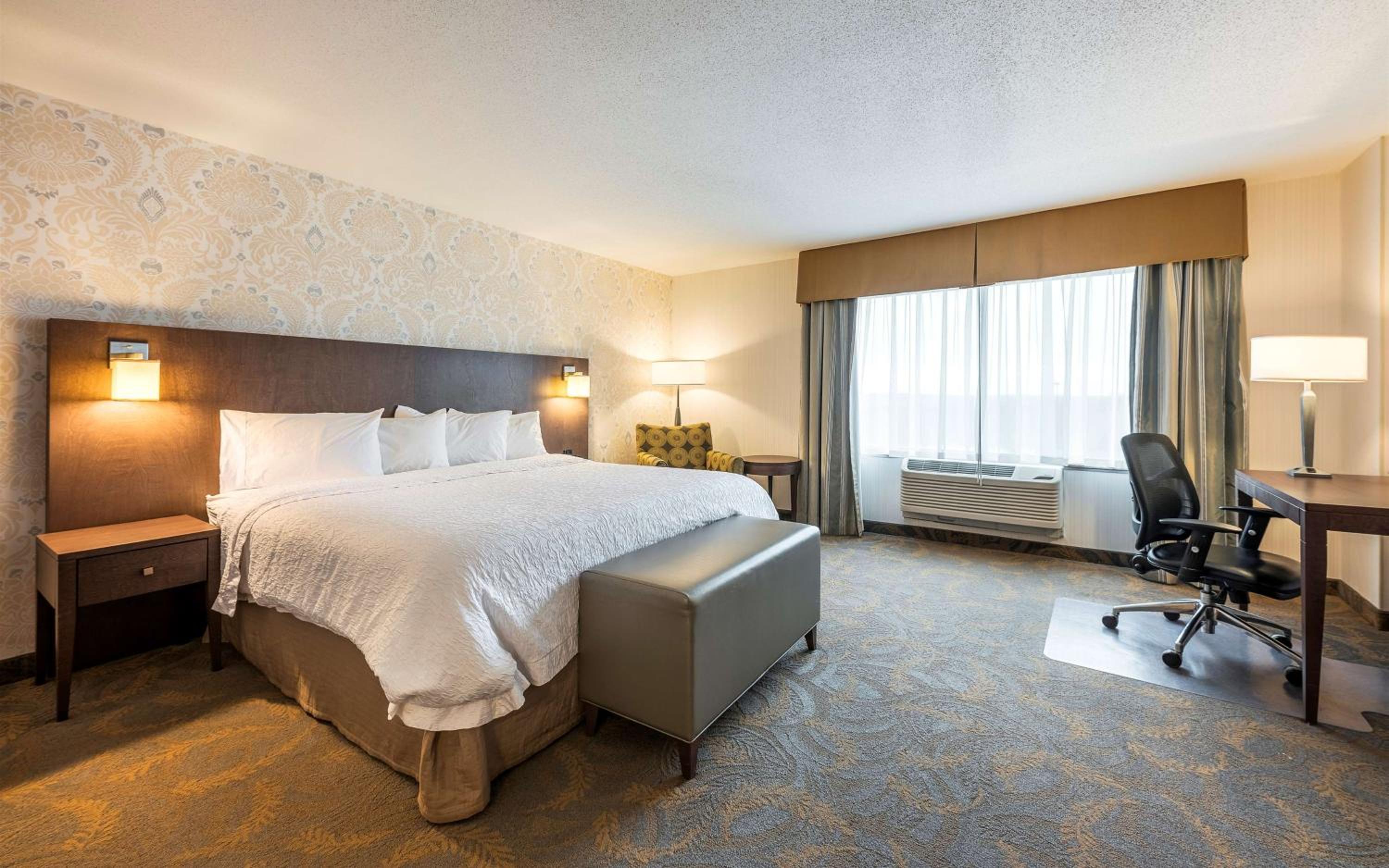 King Room - Disability Access/Non-Smoking - Photo 1