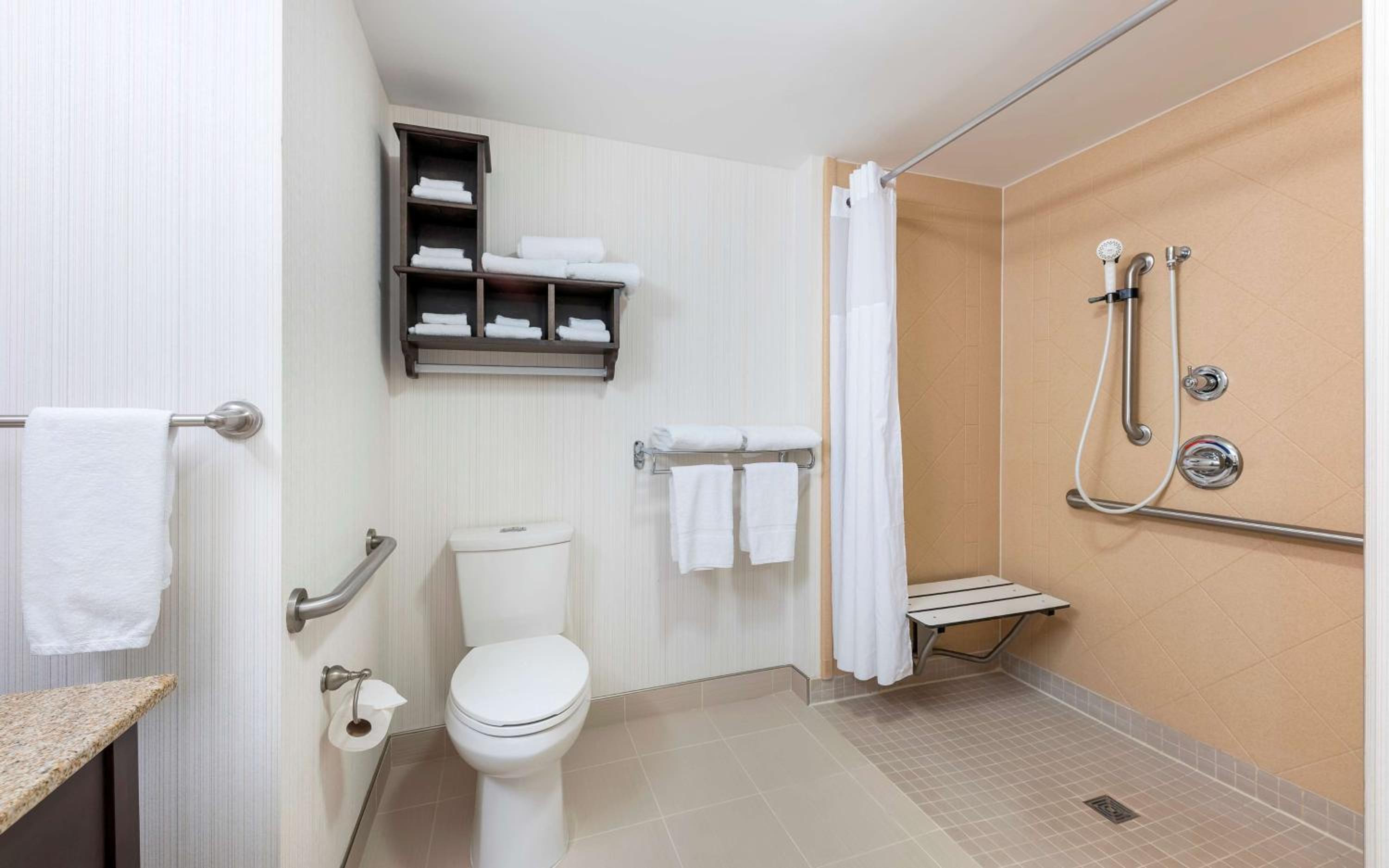 King Room - Disability Access/Non-Smoking - Photo 2