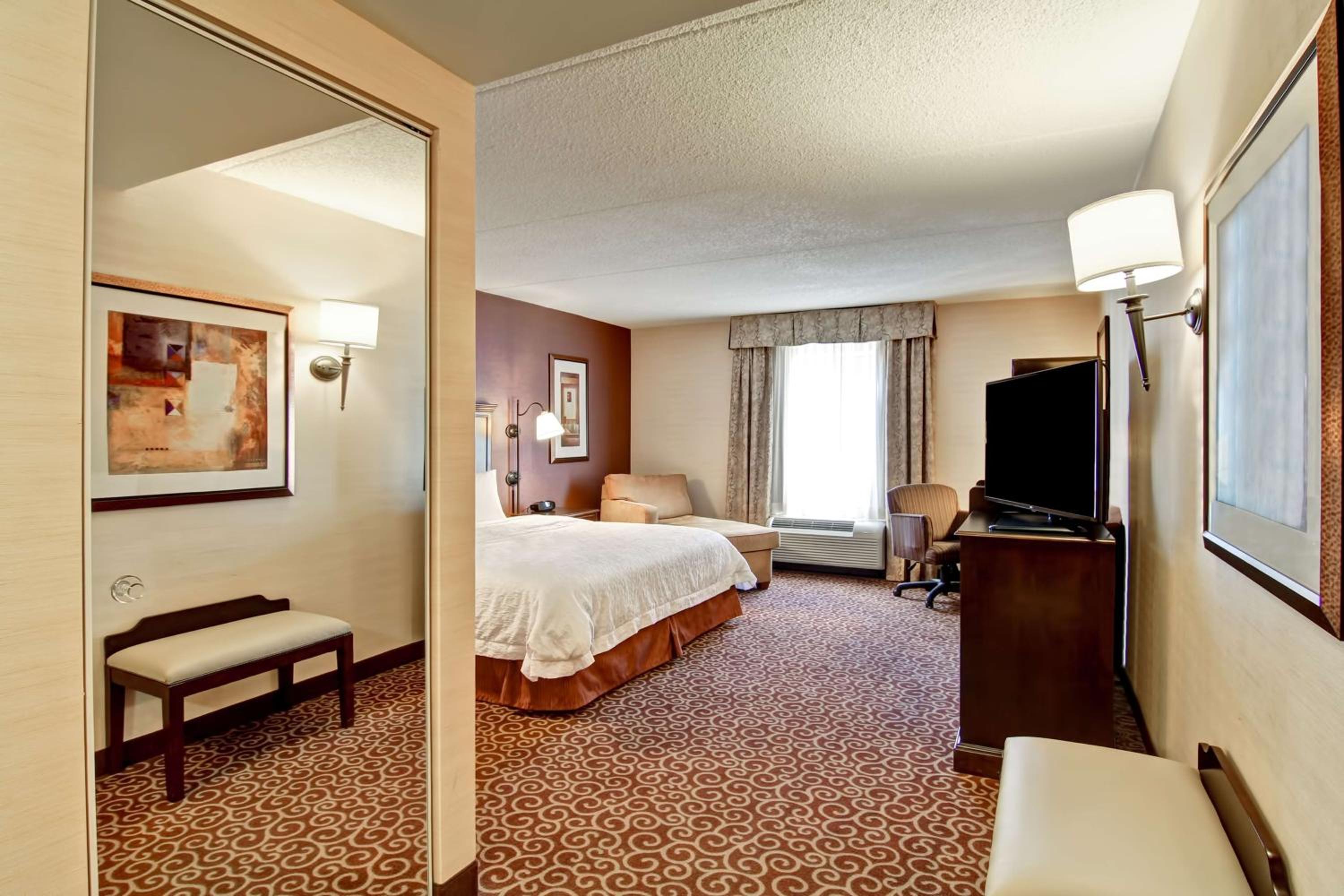 King Room - Disability Access/Non-Smoking - Photo 1