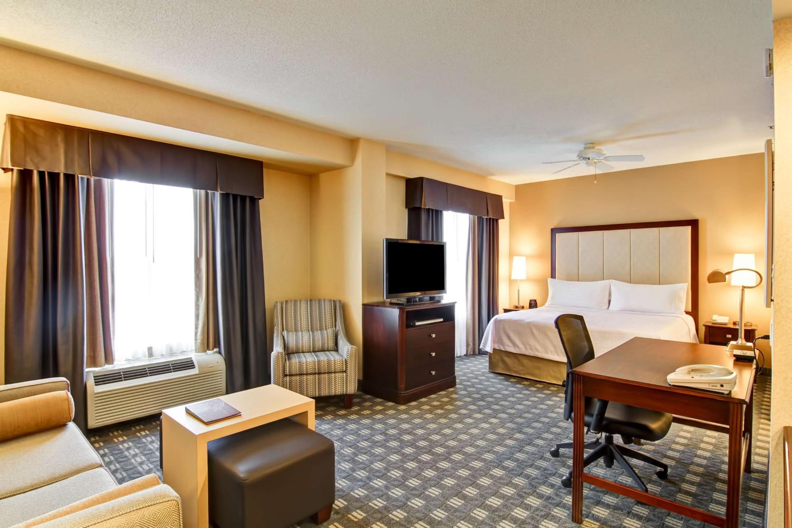 King Studio Suite - Non-Smoking - Photo 1