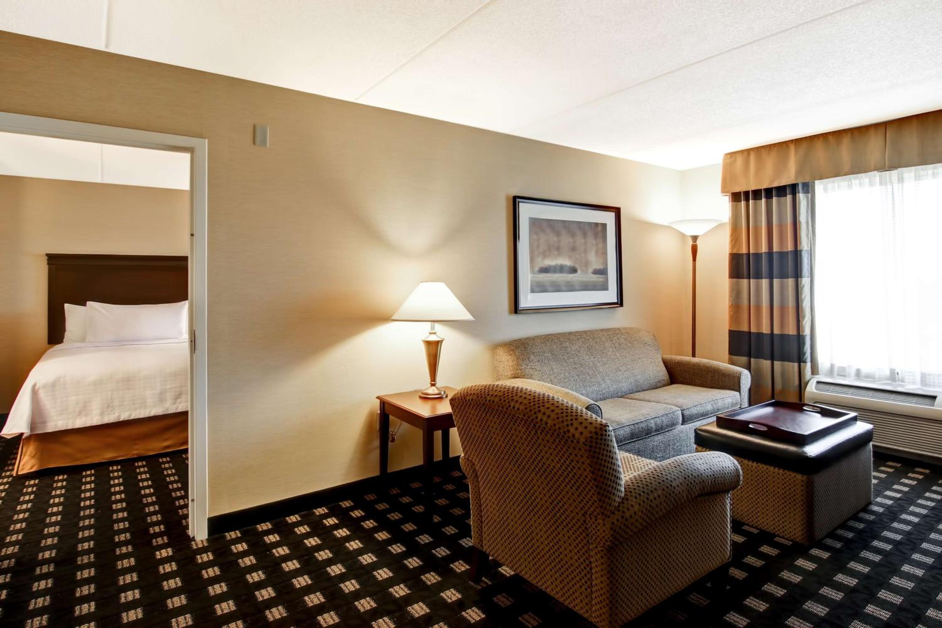 One-Bedroom Queen Suite with Two Queen Beds - Non-Smoking - Photo 1
