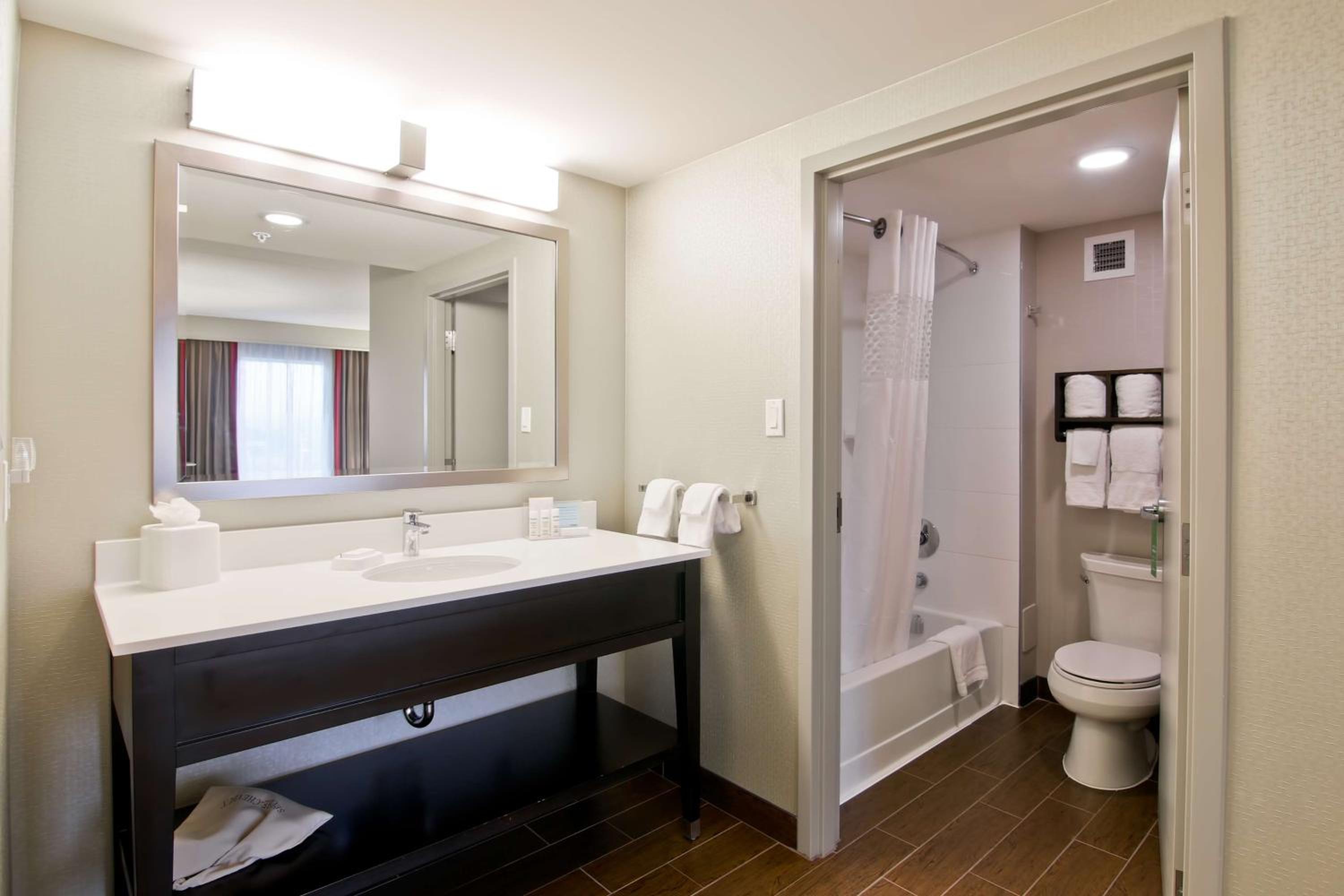 King Studio Suite - Non Smoking photo 3