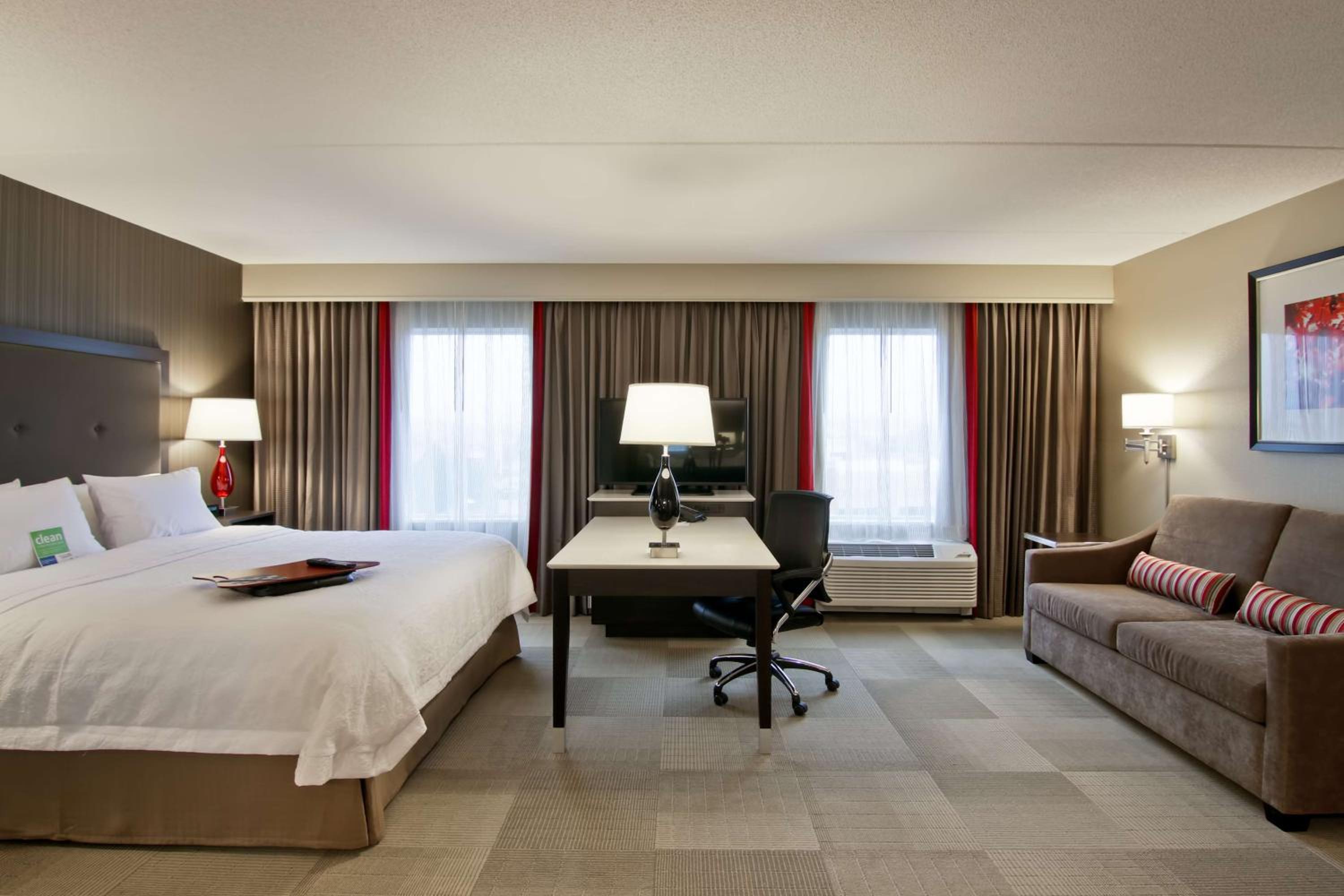 King Studio Suite - Non Smoking photo 2