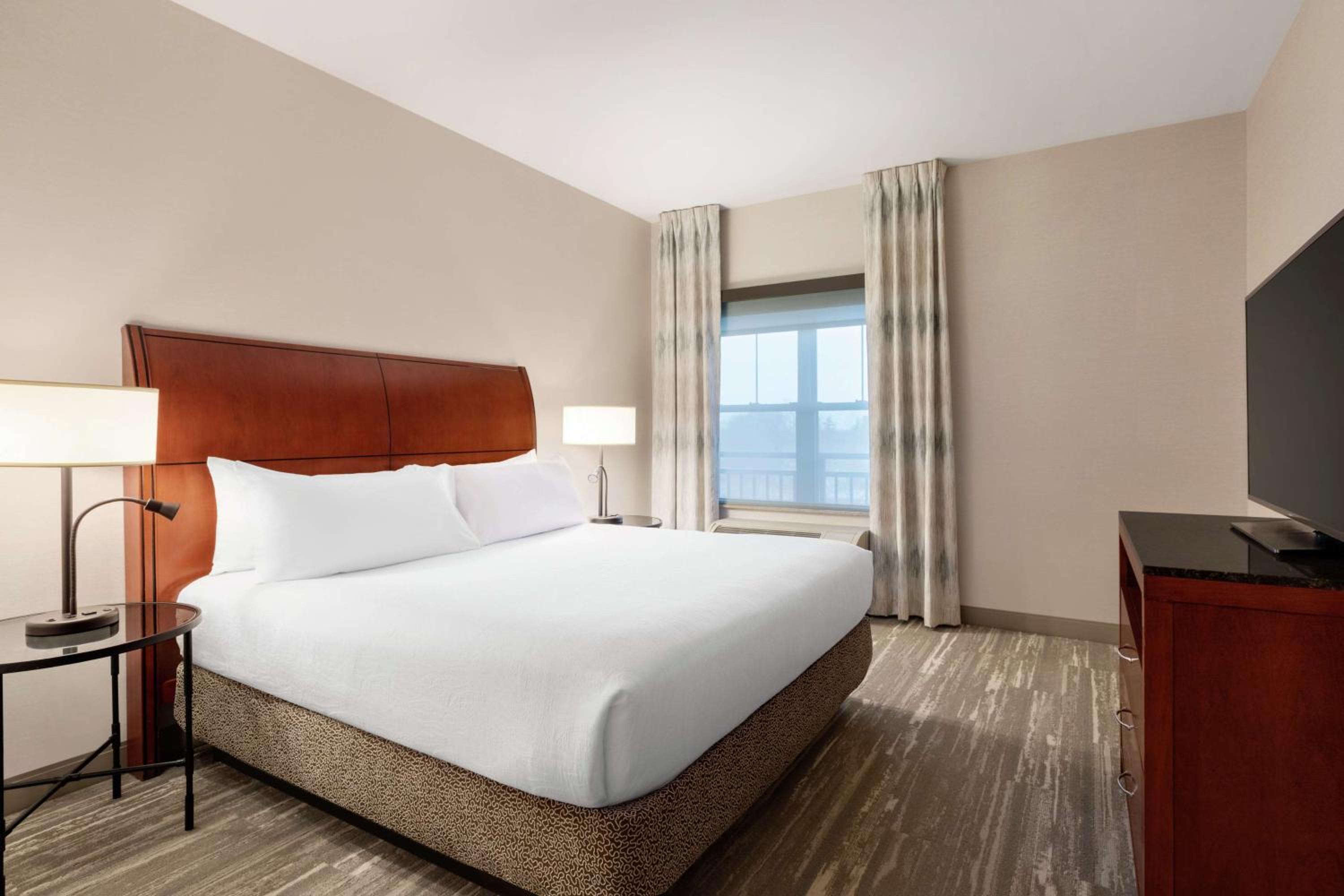 Presidential King Suite photo 3