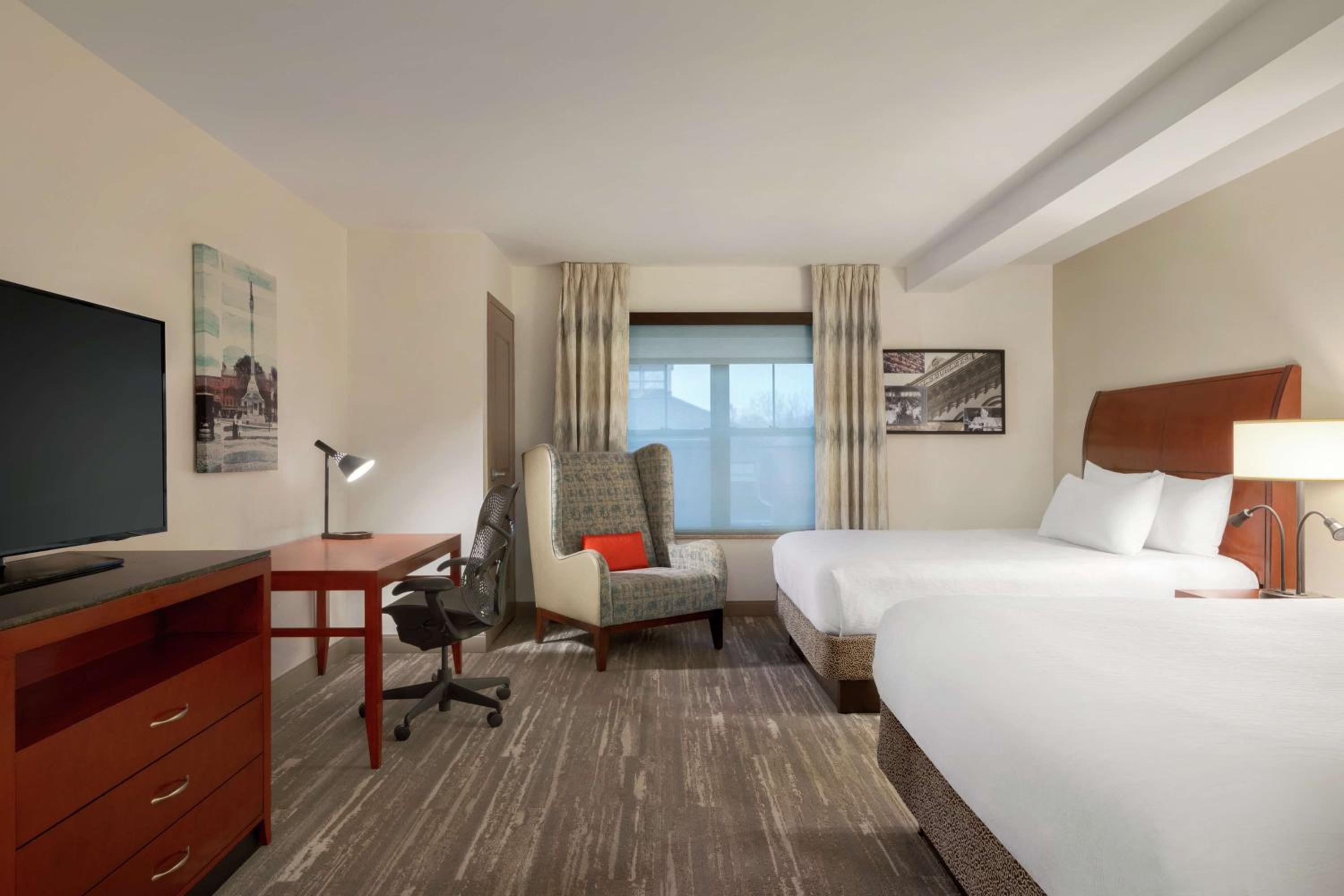 Queen Room with Two Queen Beds - Mobility and Hearing Access - Photo 3