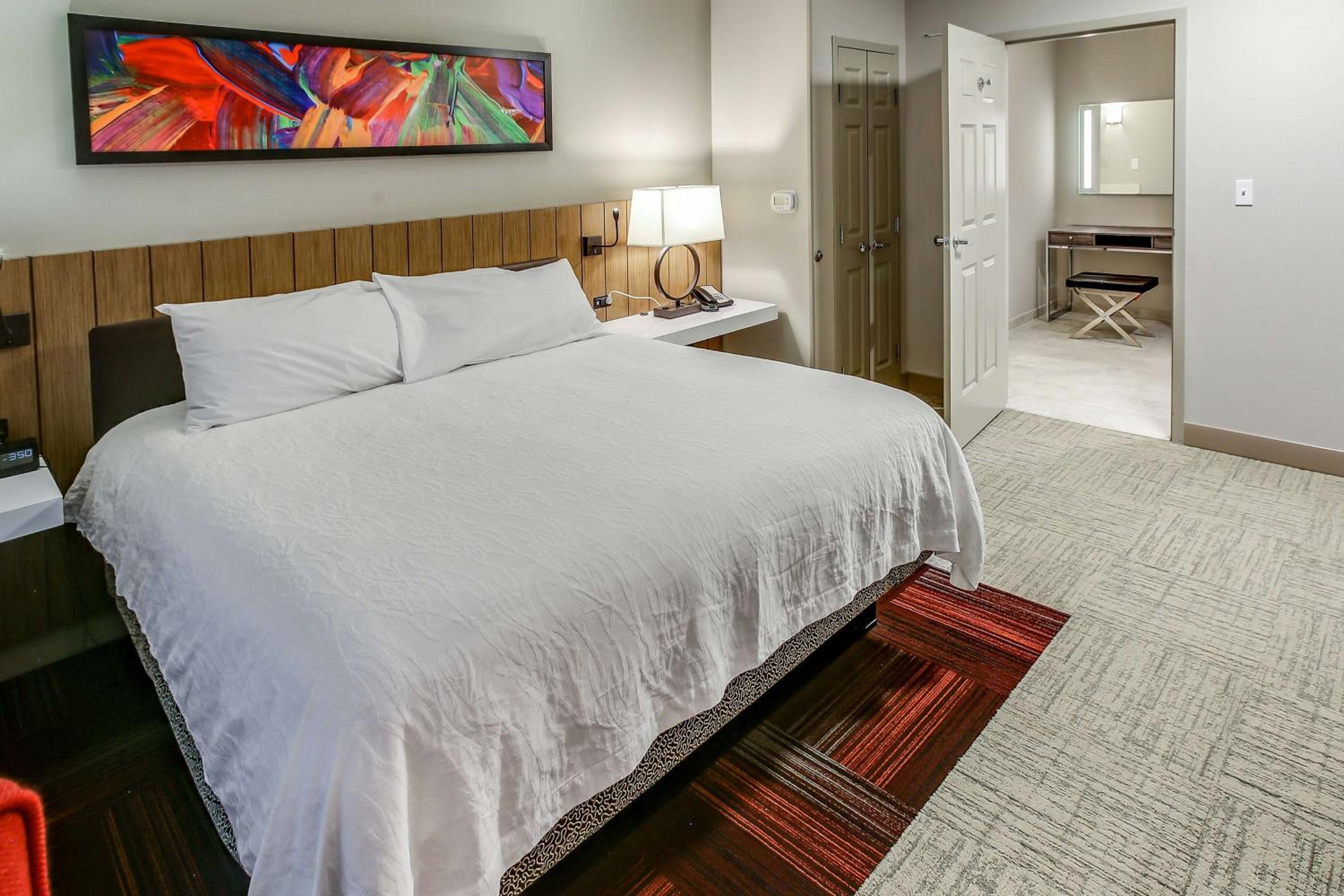 One-Bedroom King Suite - Photo 1