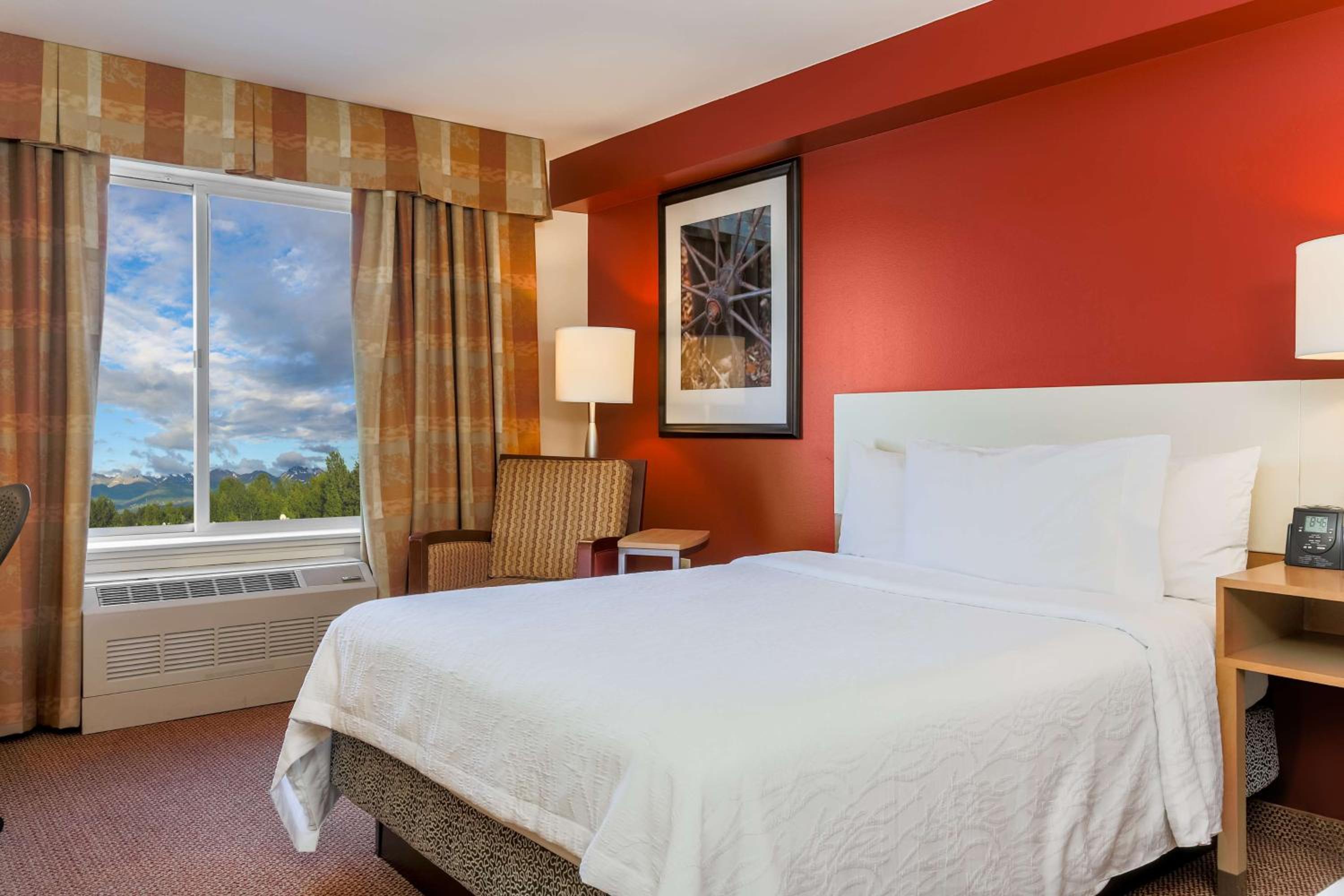 Queen Room With Two Queen Beds And Mountain View