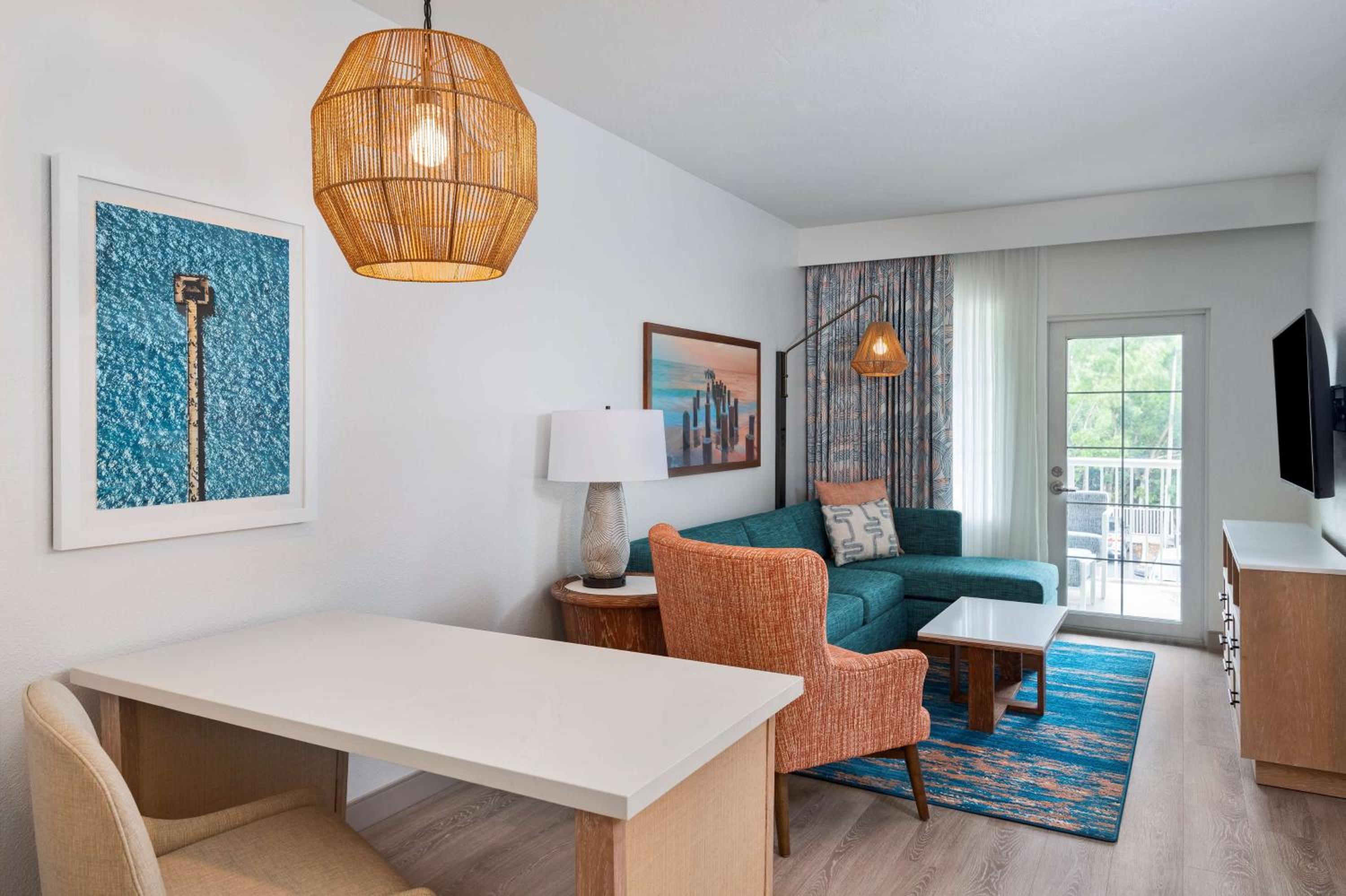 King Suite with Patio and Courtyard View - Photo 4