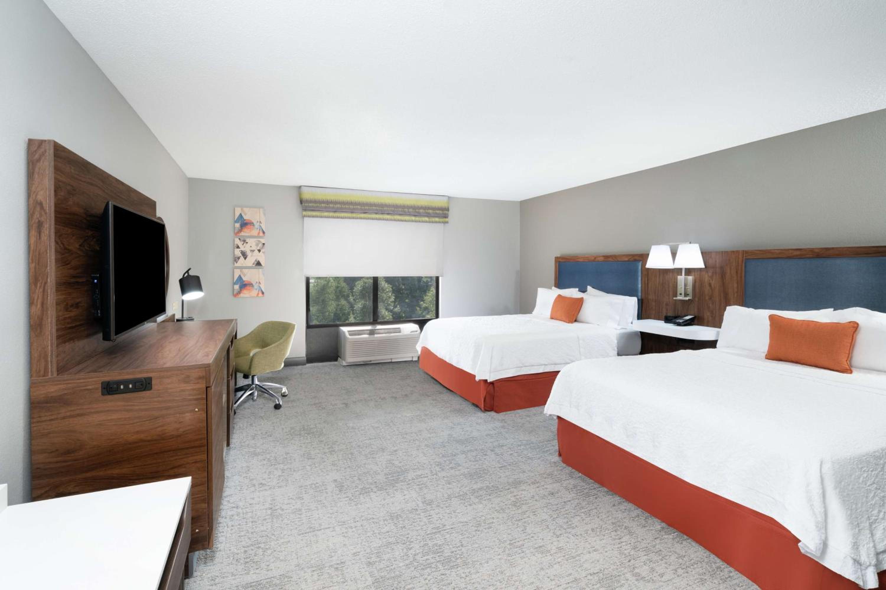 Room with Two Queen Beds - Non-Smoking - Photo 1