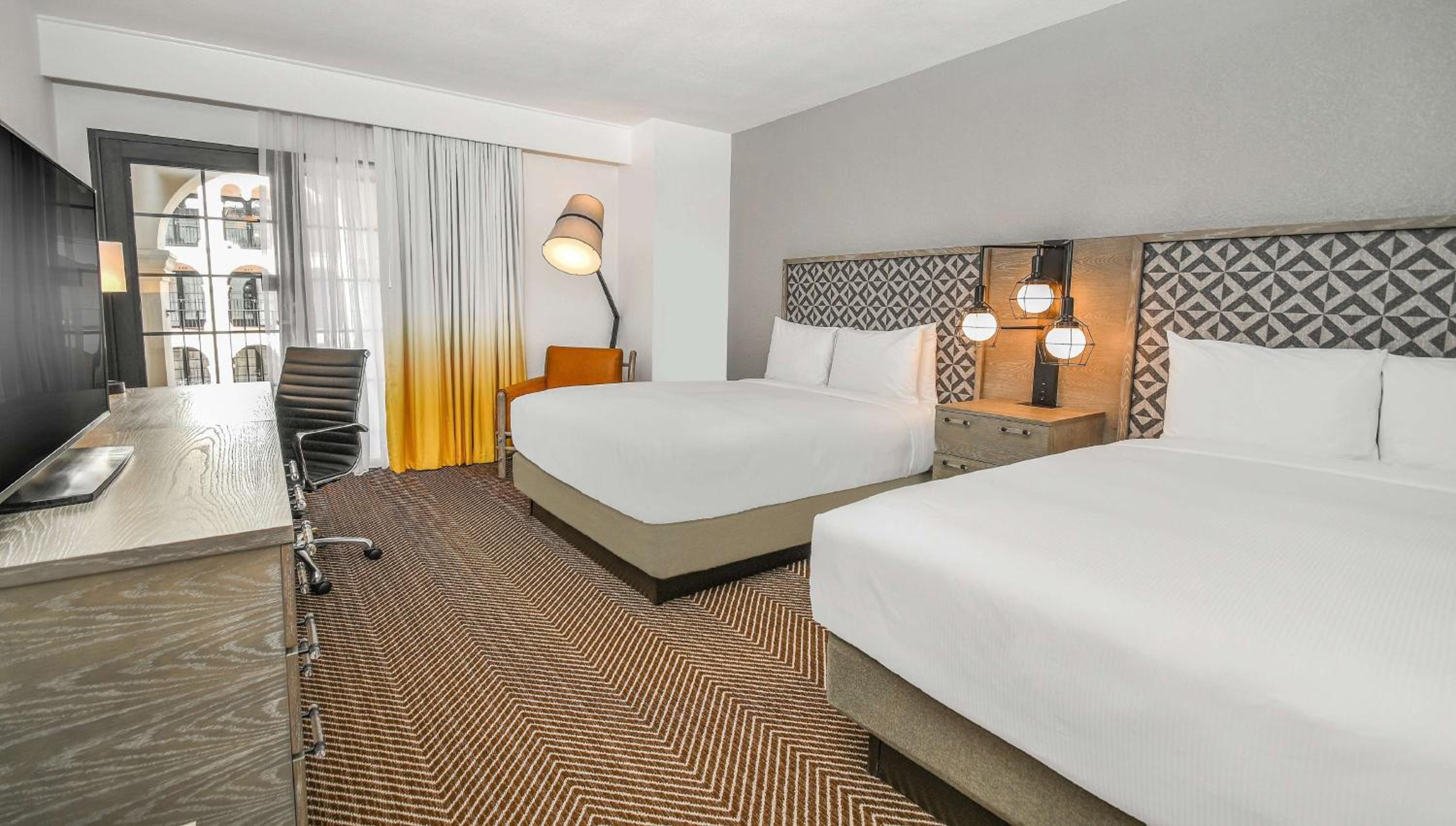 Double Room with Two Double Beds - Photo 4