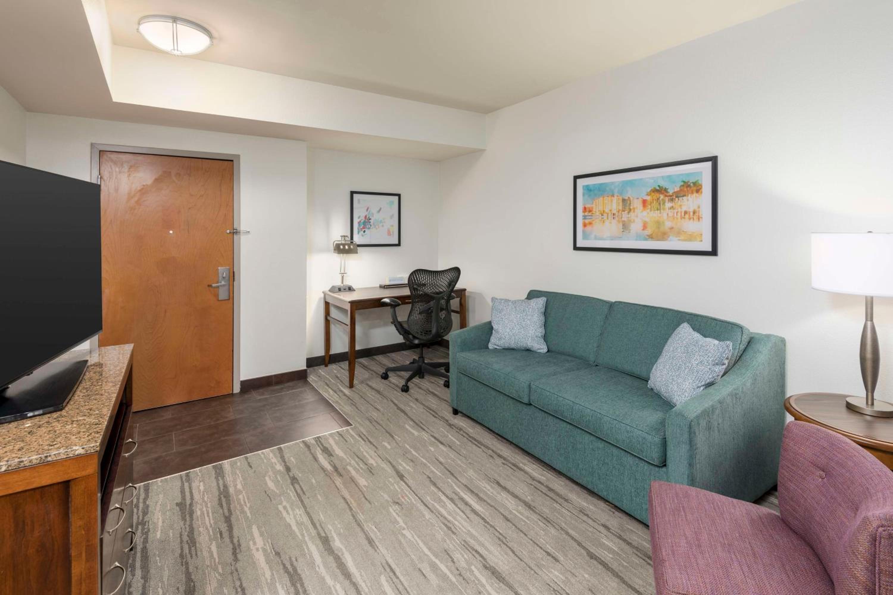 One-Bedroom King Suite with Sofa Bed - Photo 1
