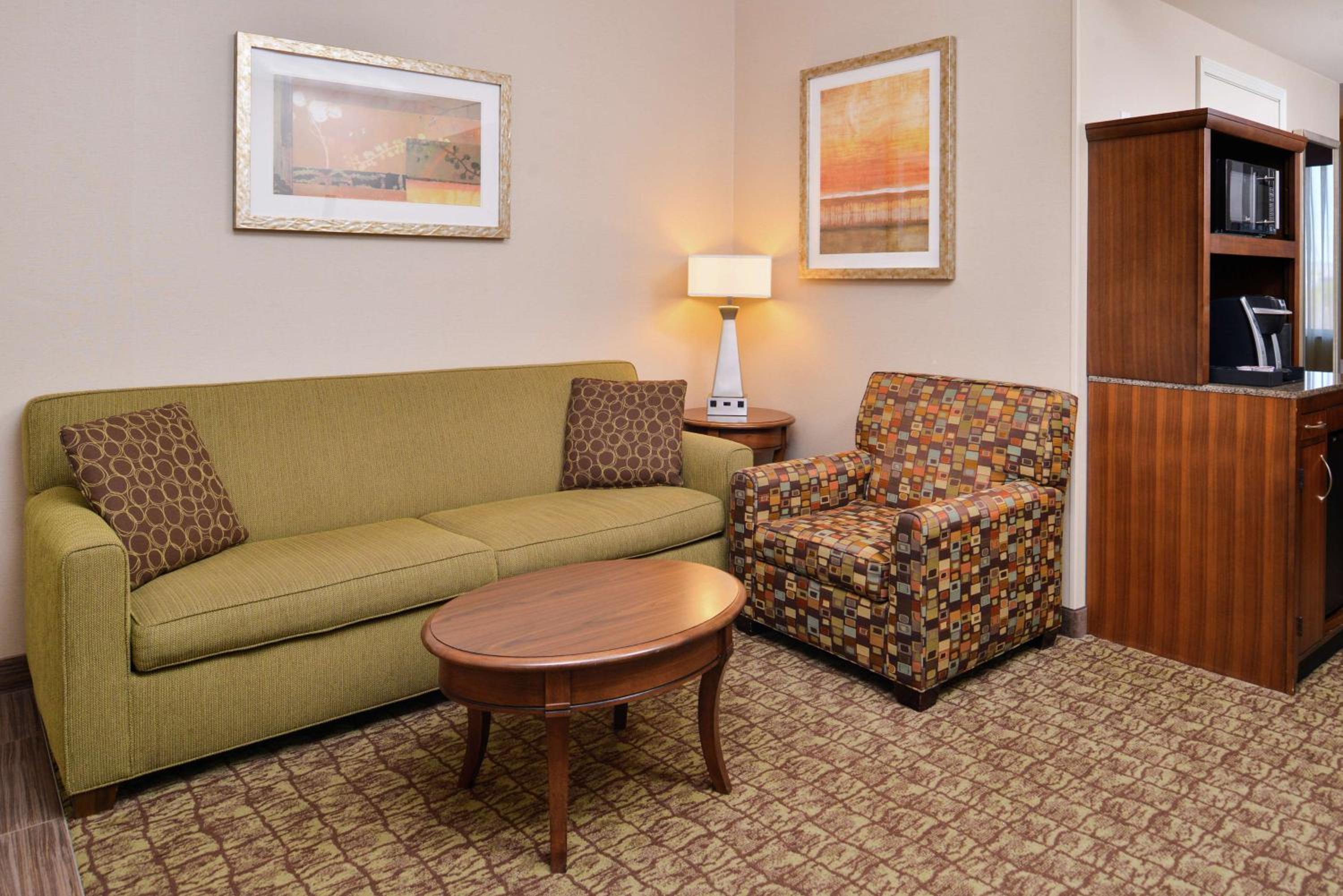 Junior King Suite with Sofa Bed - Photo 1