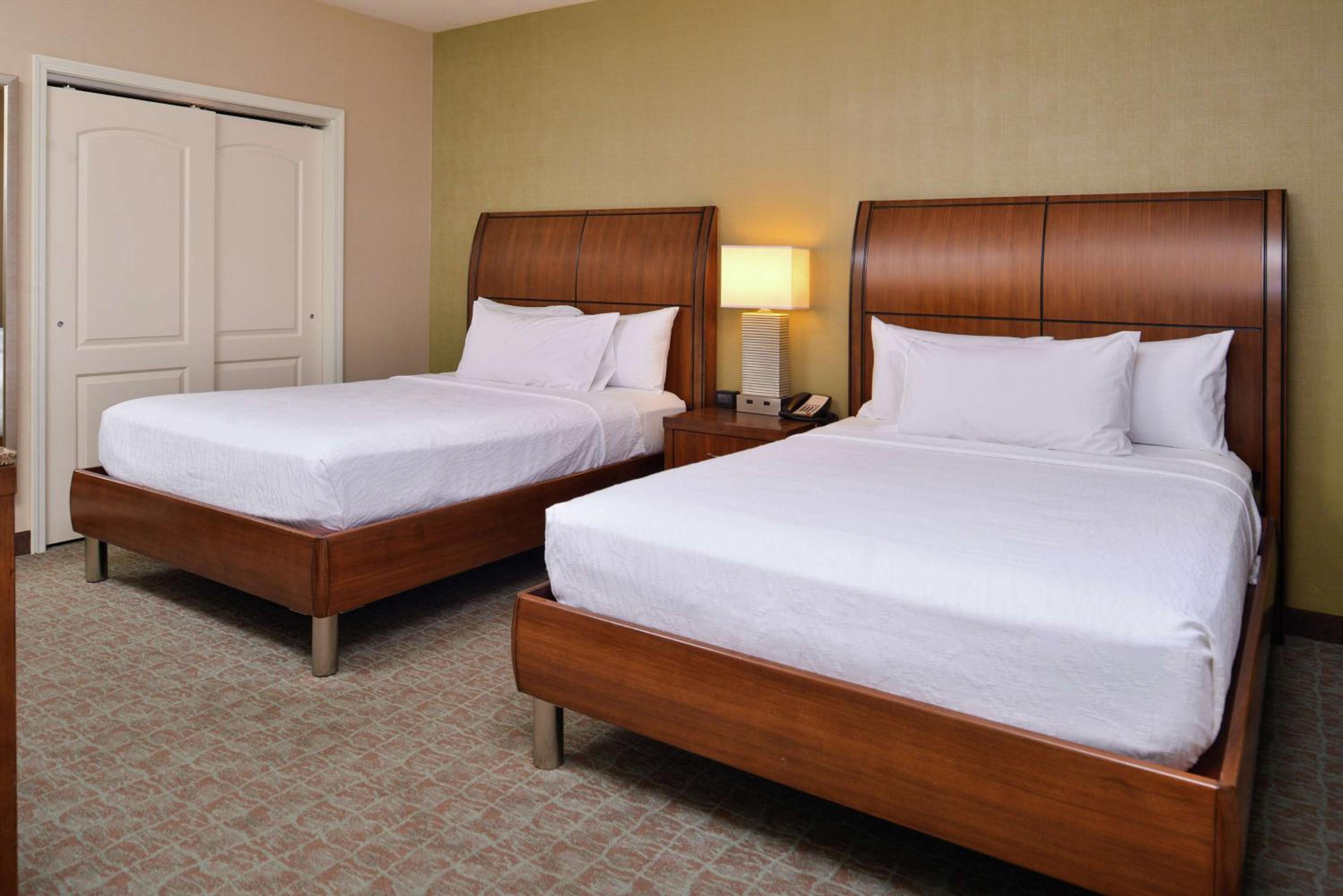 Two Bedroom Suite - Non-Smoking - Photo 1