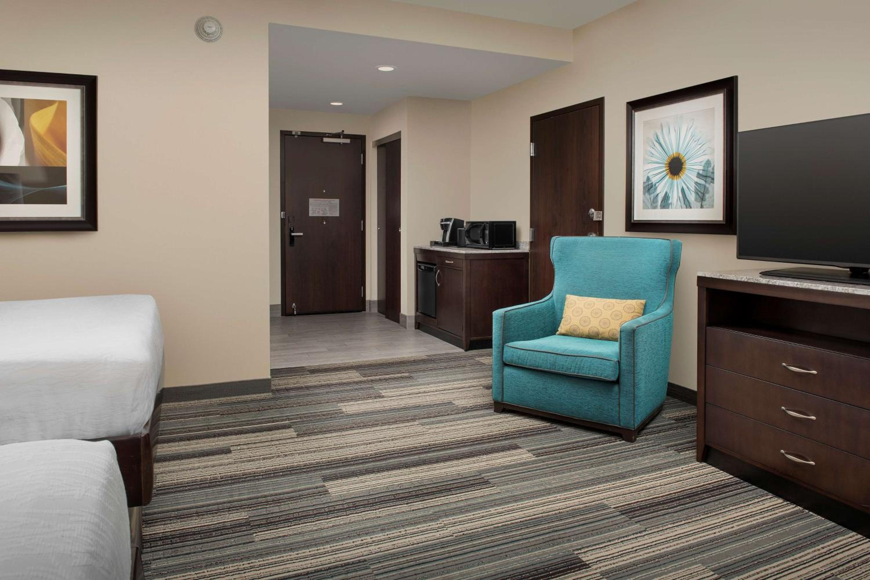 Queen Room with Two Queen Beds - Mobility Access