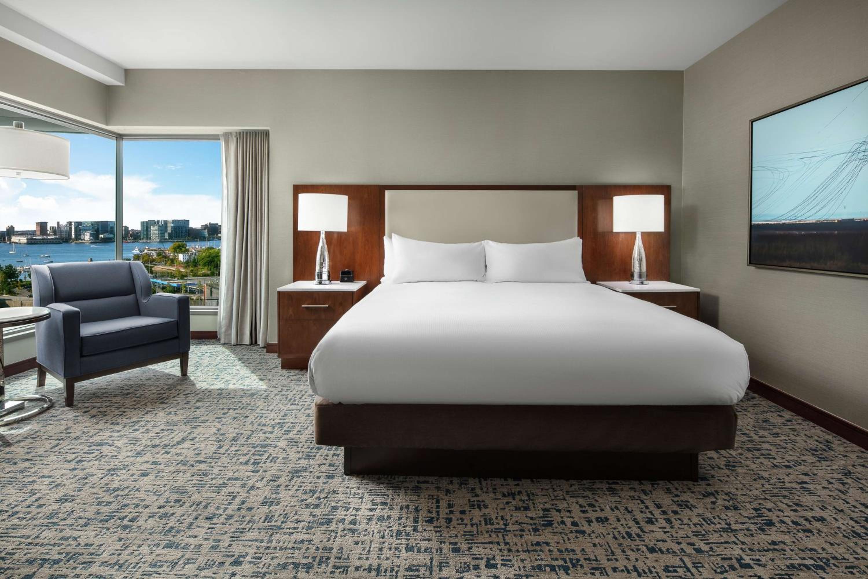 King Corner Room