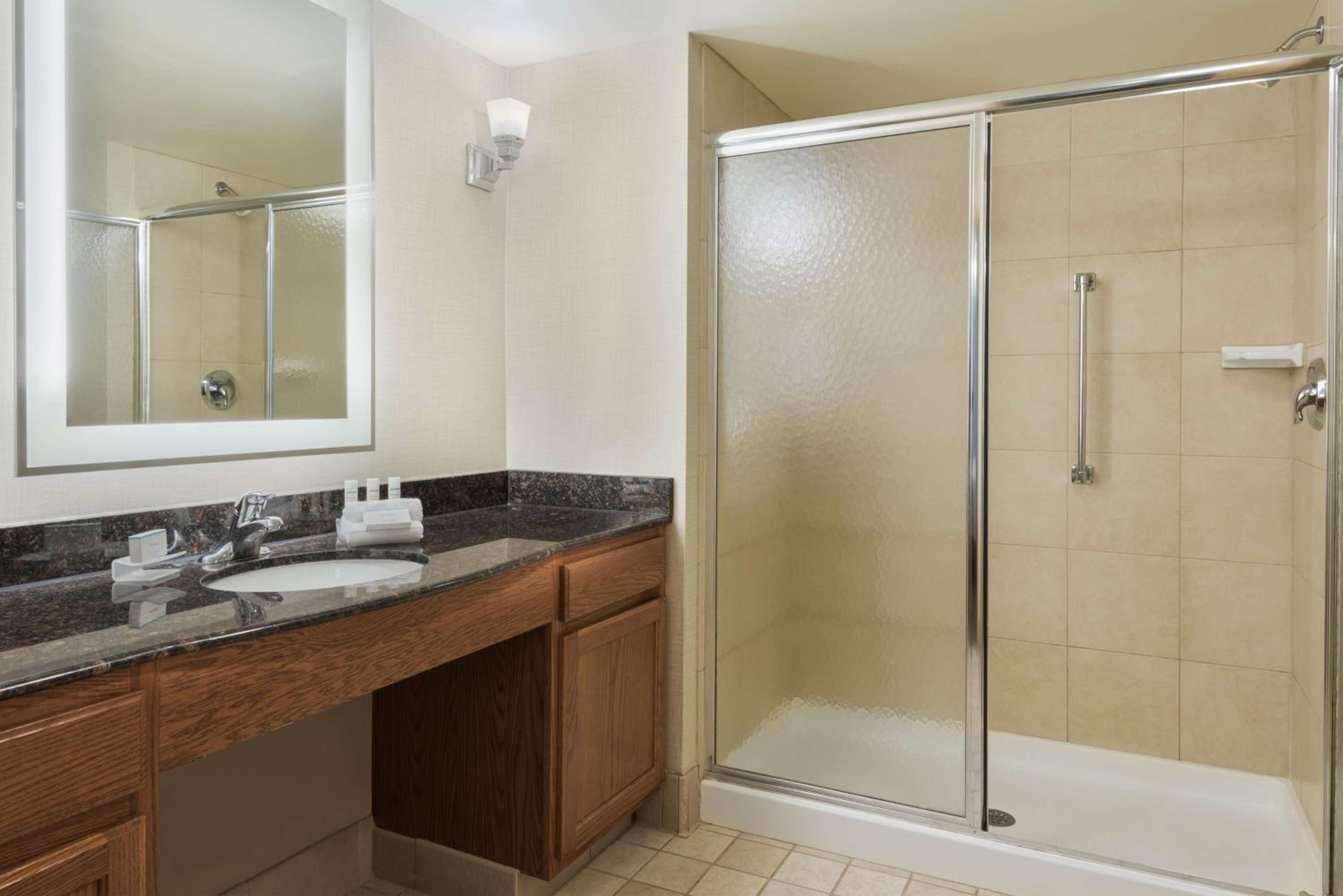 King Studio Suite - Non-Smoking - Photo 2
