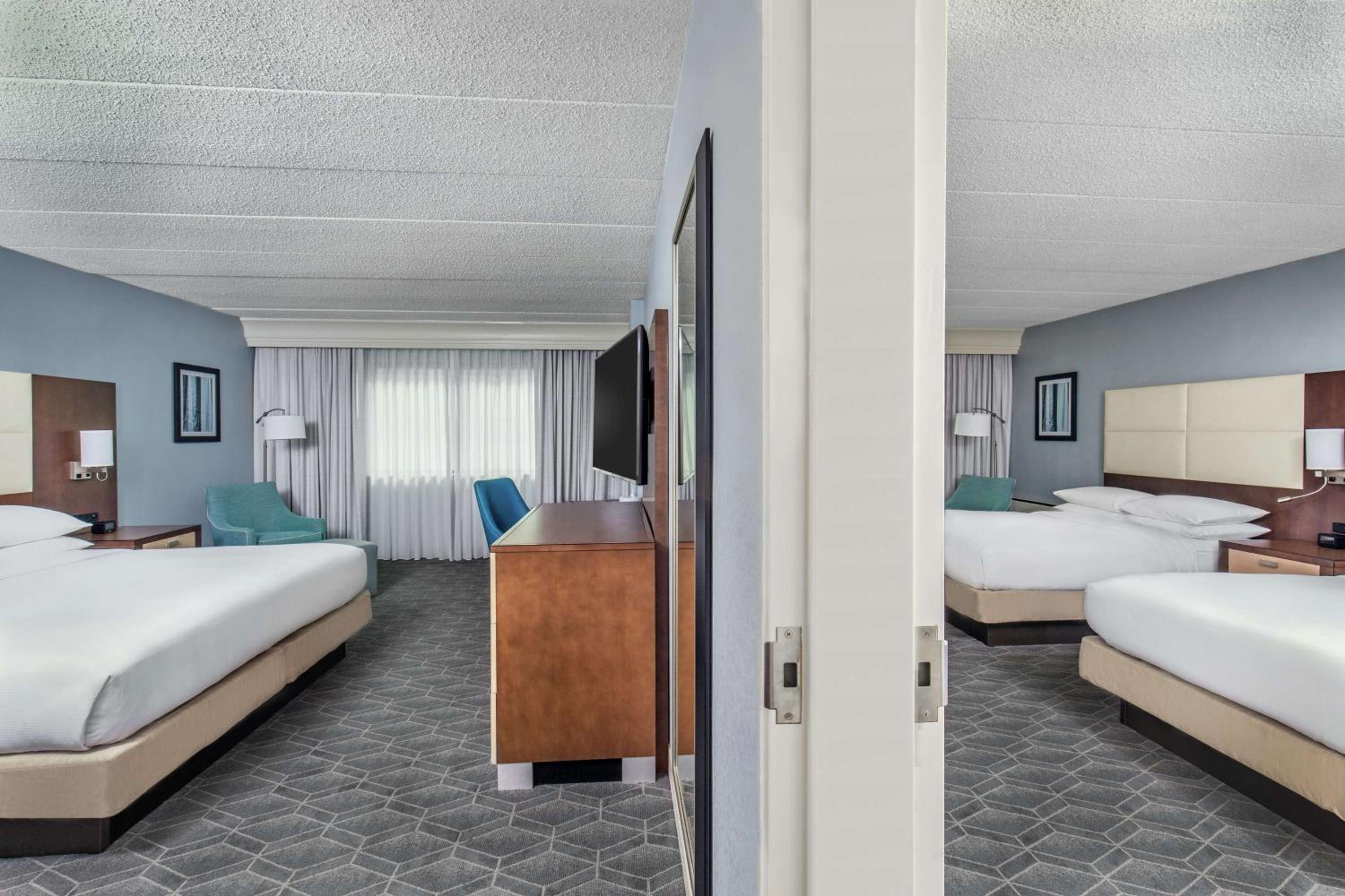 King Room - Non-Smoking - Photo 3