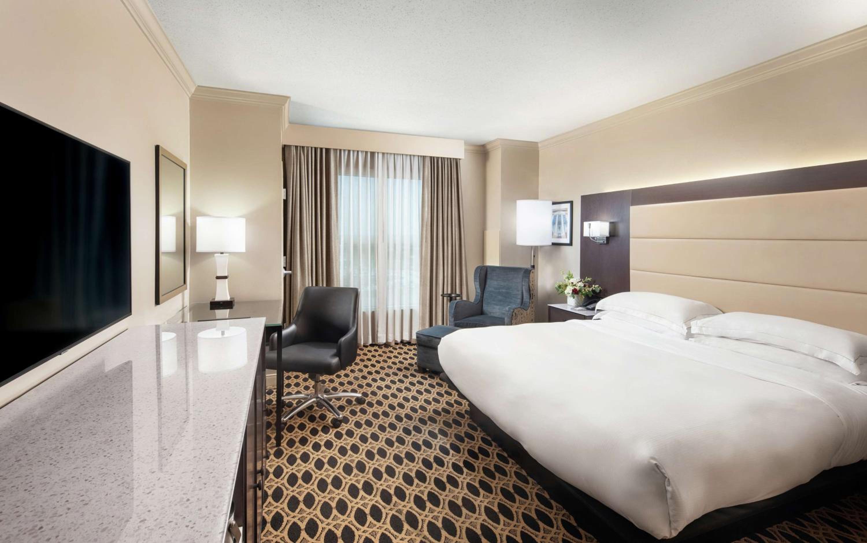King Room with Whirlpool photo 3