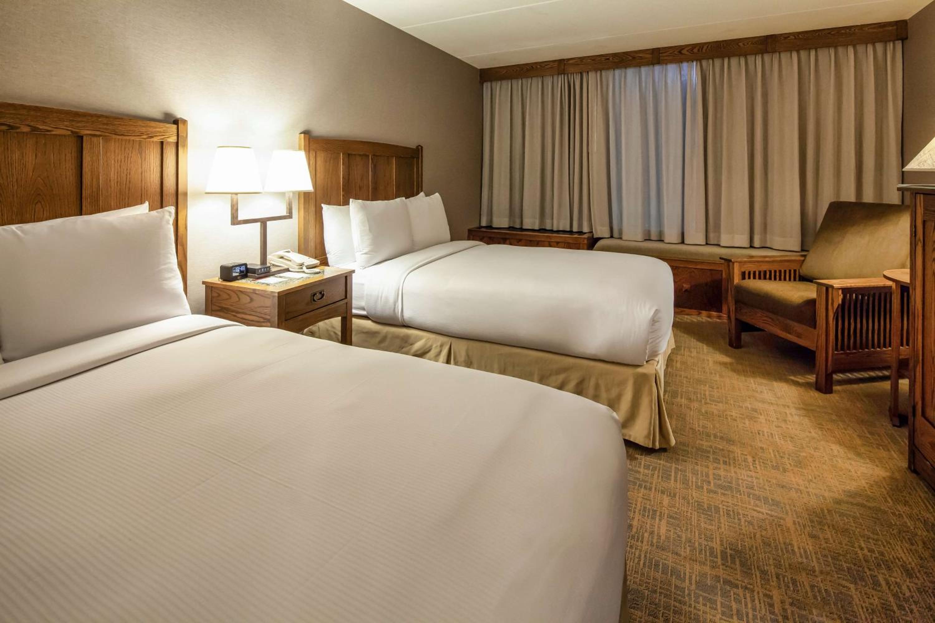 Double Room with Two Double Beds - Non-Smoking - Photo 1
