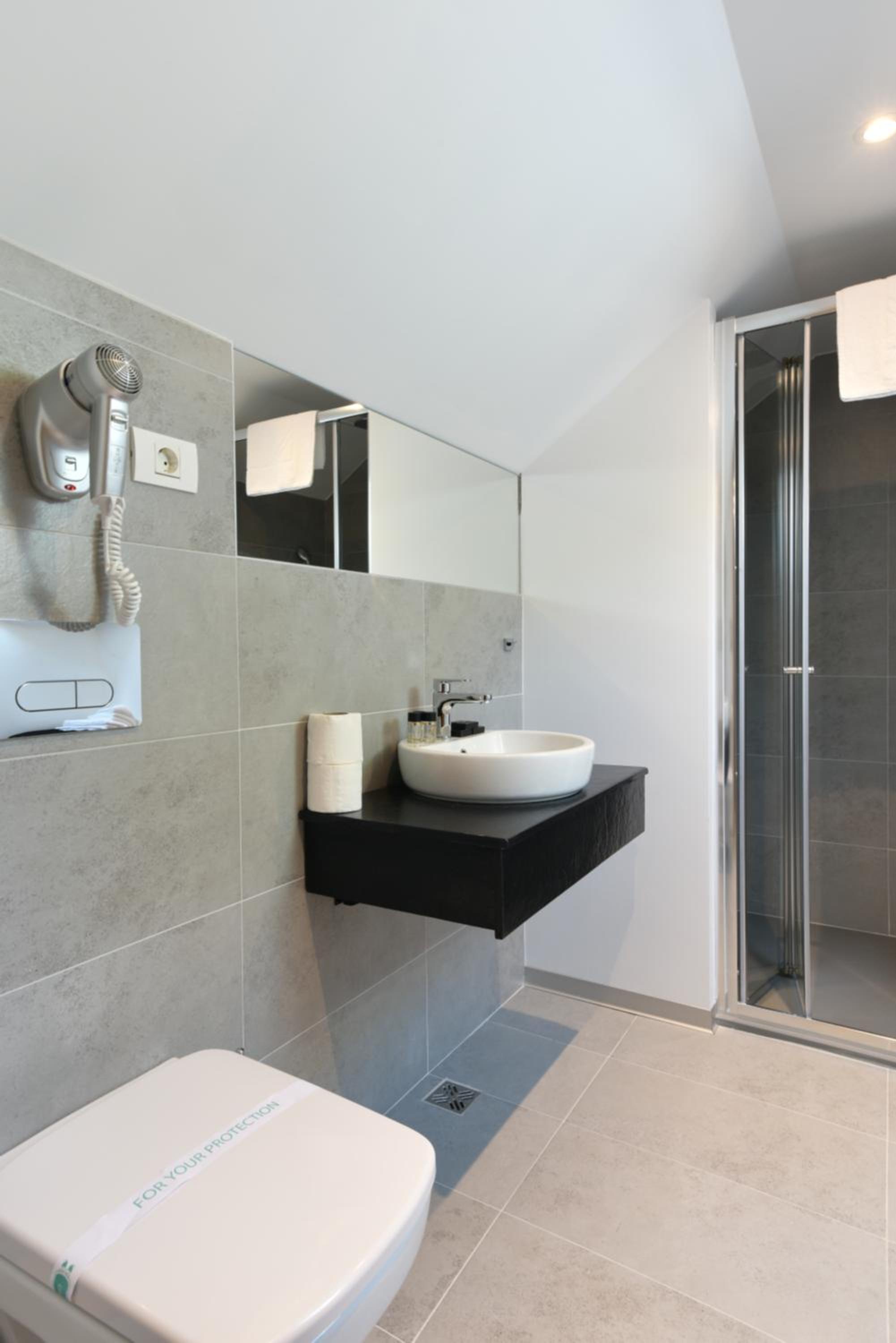 Deluxe Double Room - Photo 26