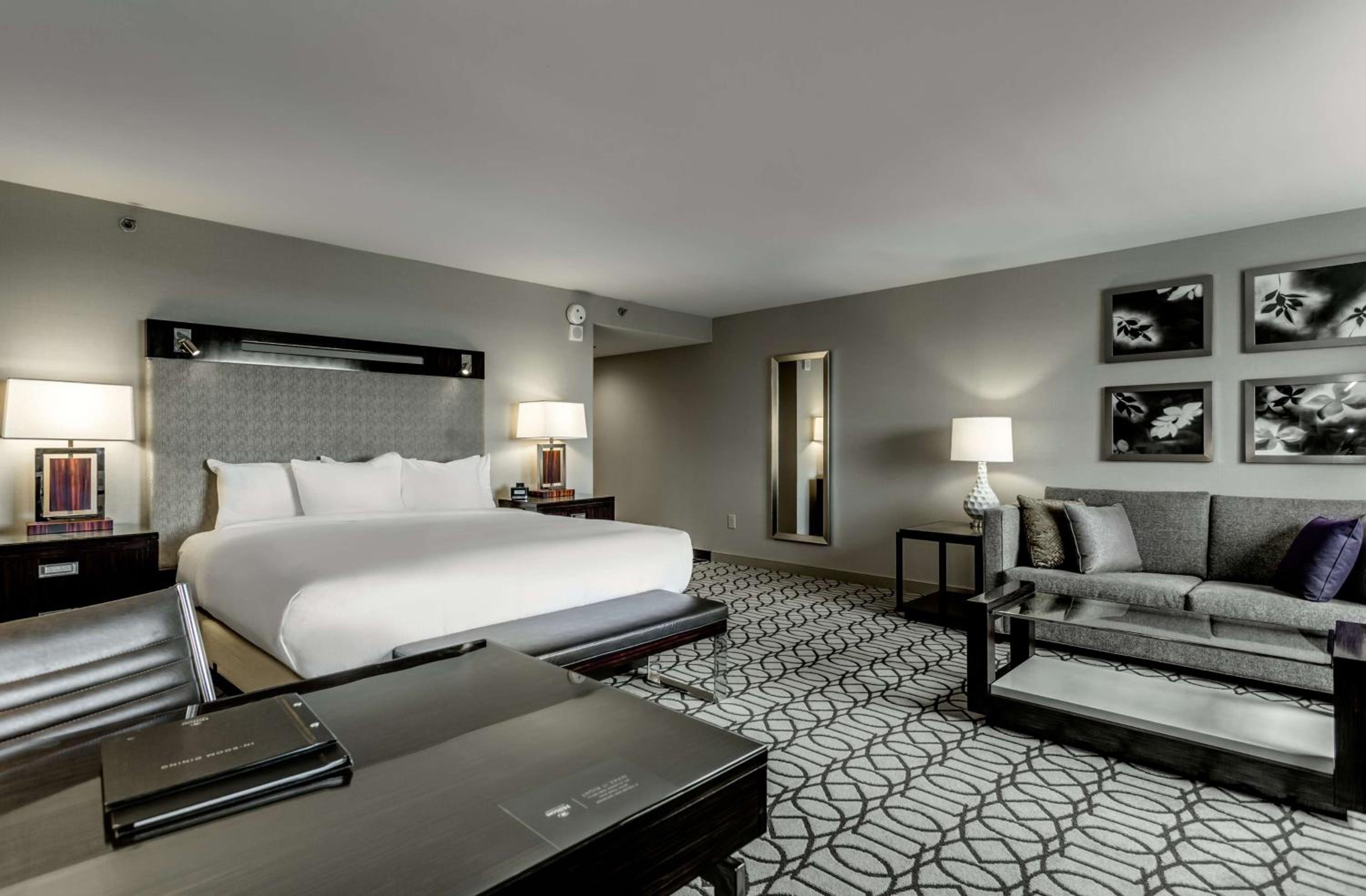 Junior King Suite - Photo 1