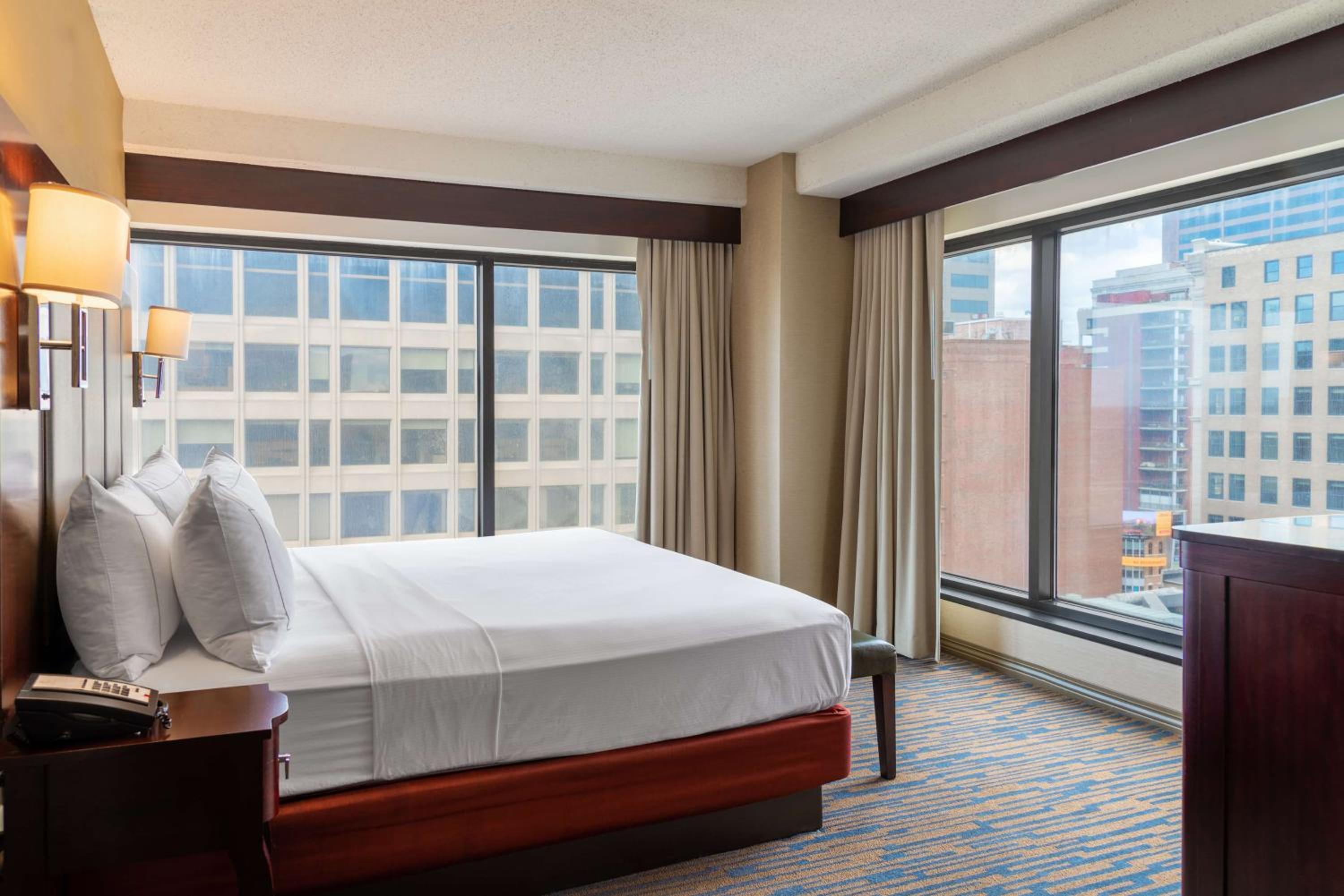 King Suite With City View