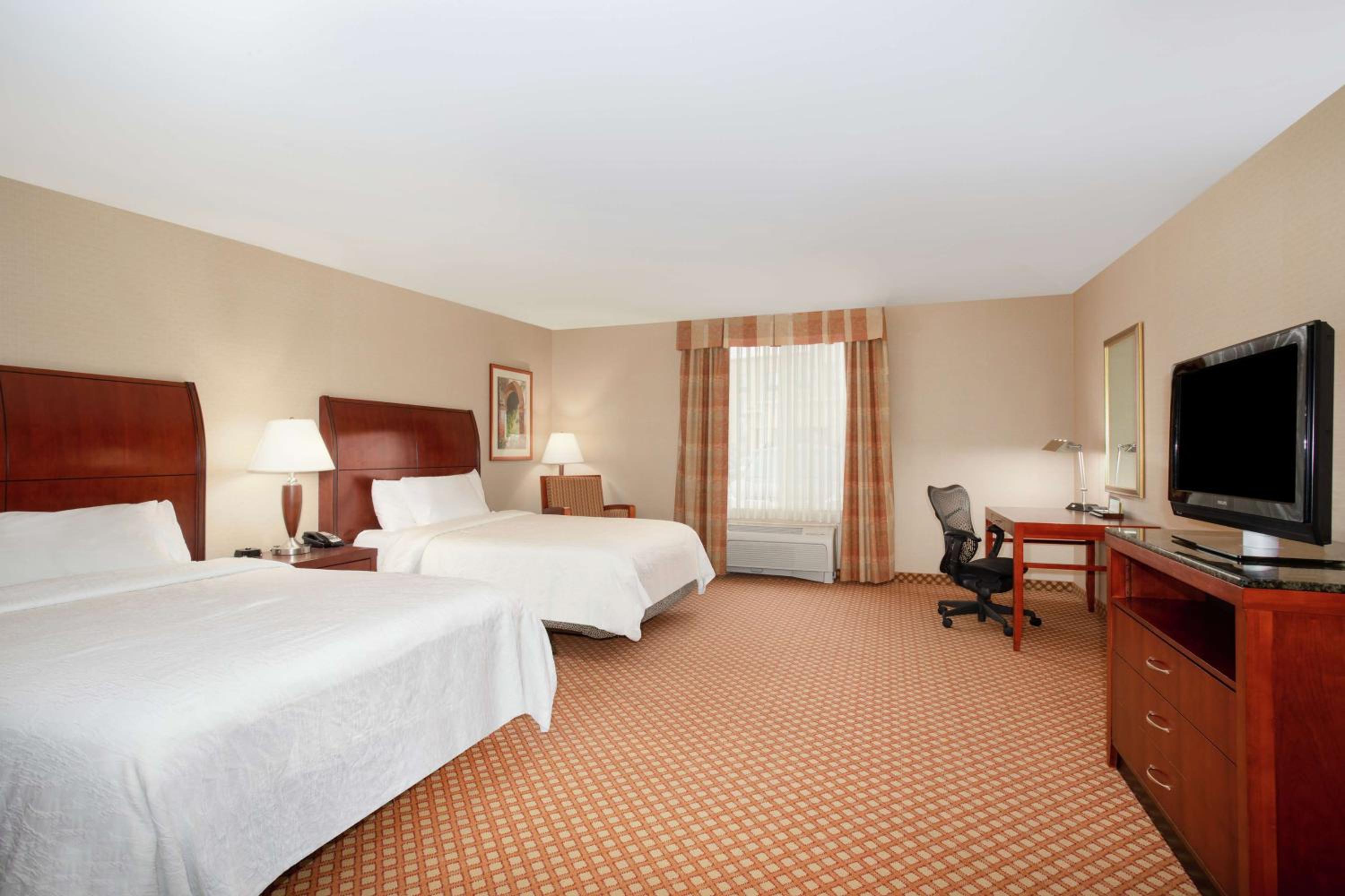 Queen Room with Two Queen Beds - Mobility and Hearing Access - Photo 3