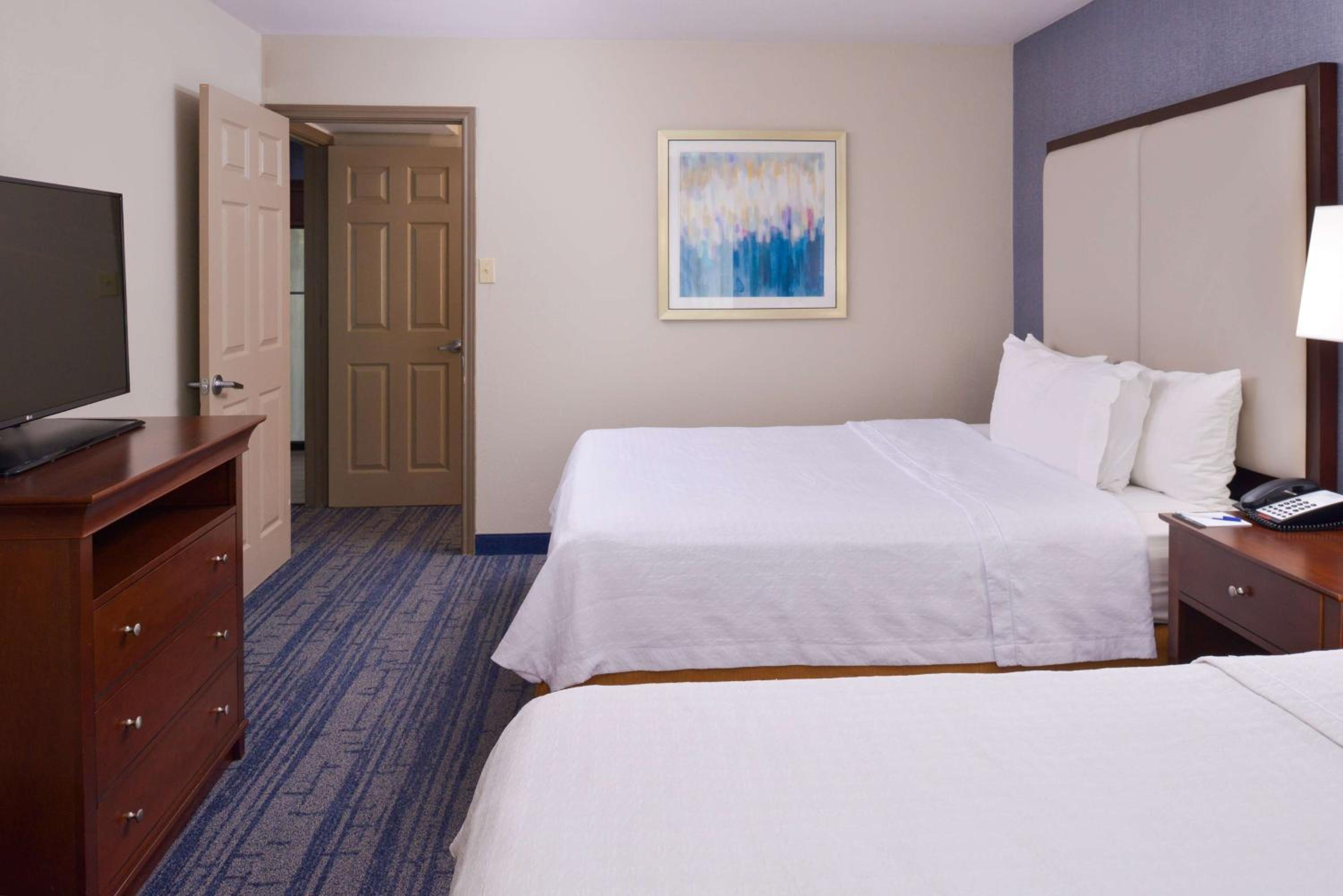 One-Bedroom Queen Suite - Photo 19