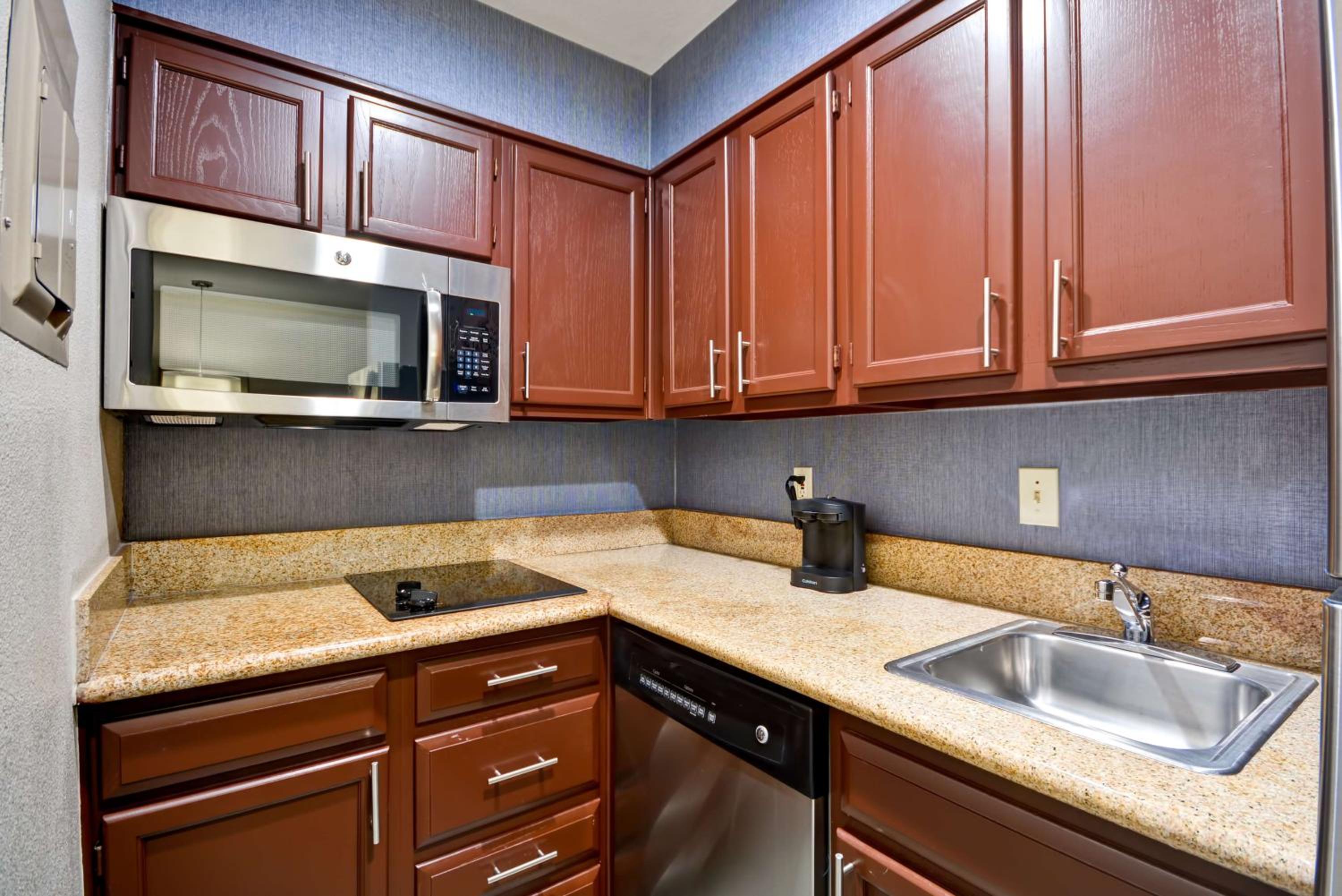 King Two Bedroom Suite - Non-Smoking - Photo 7