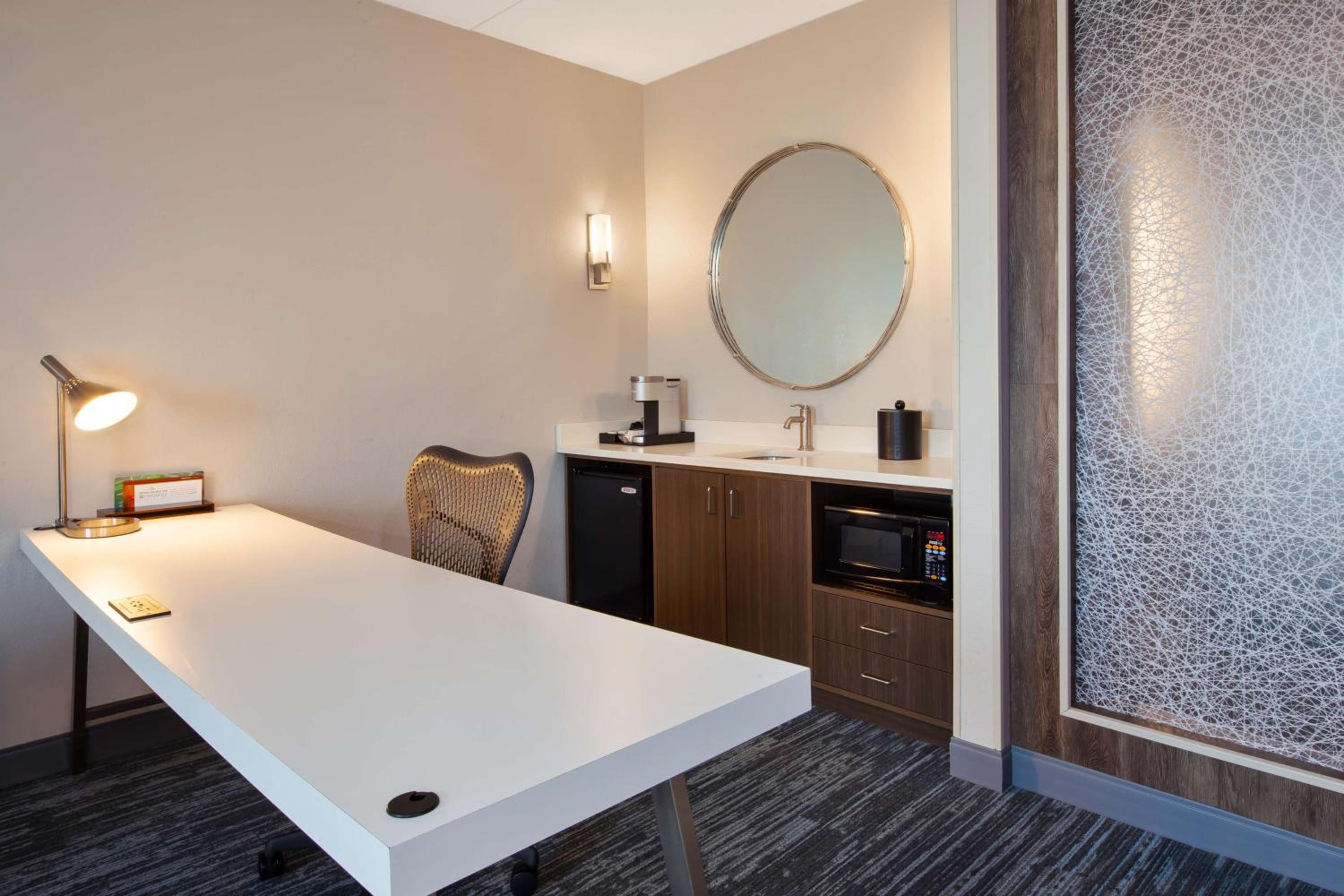 King Suite - Disability Access photo 1