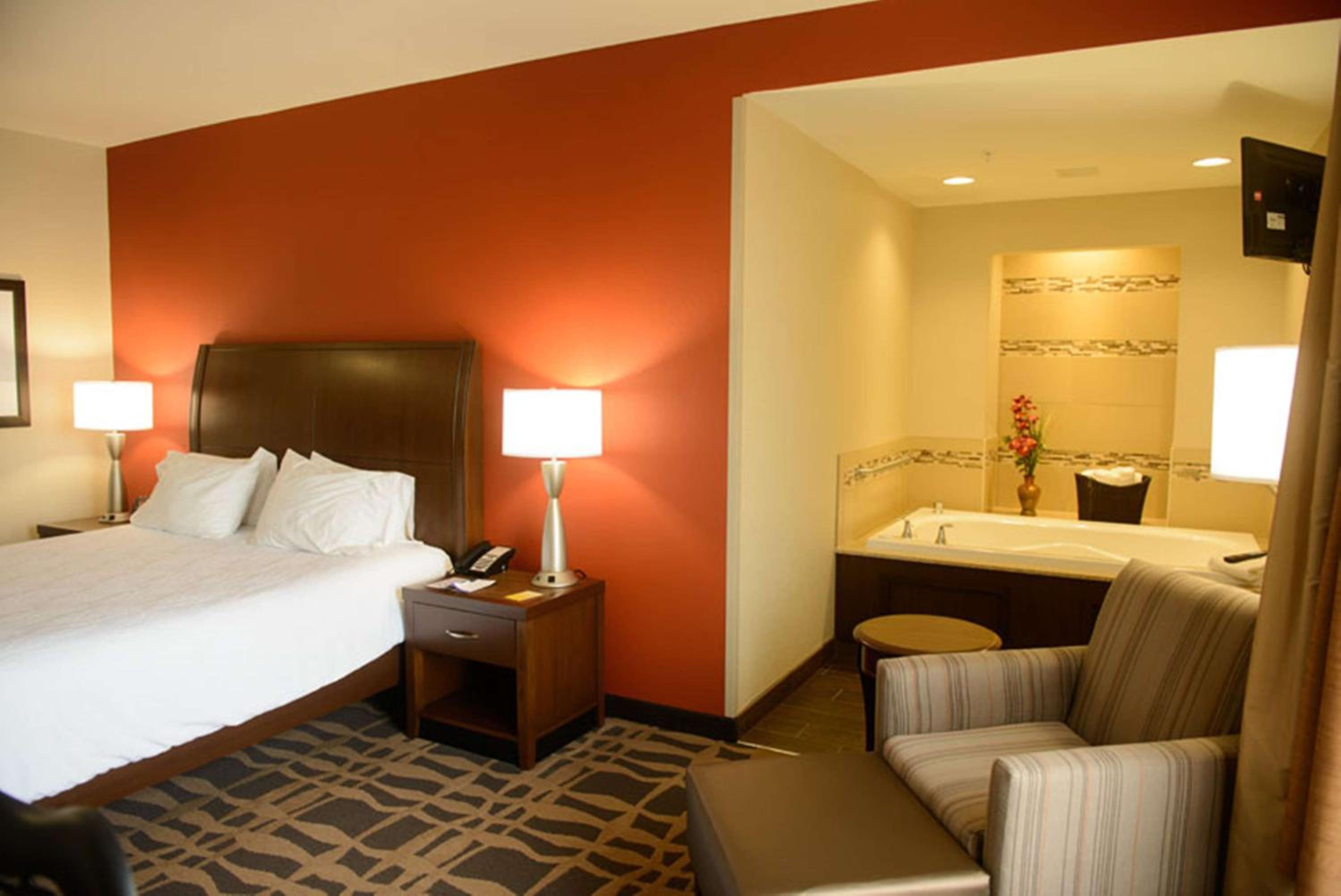 King Room with Whirlpool