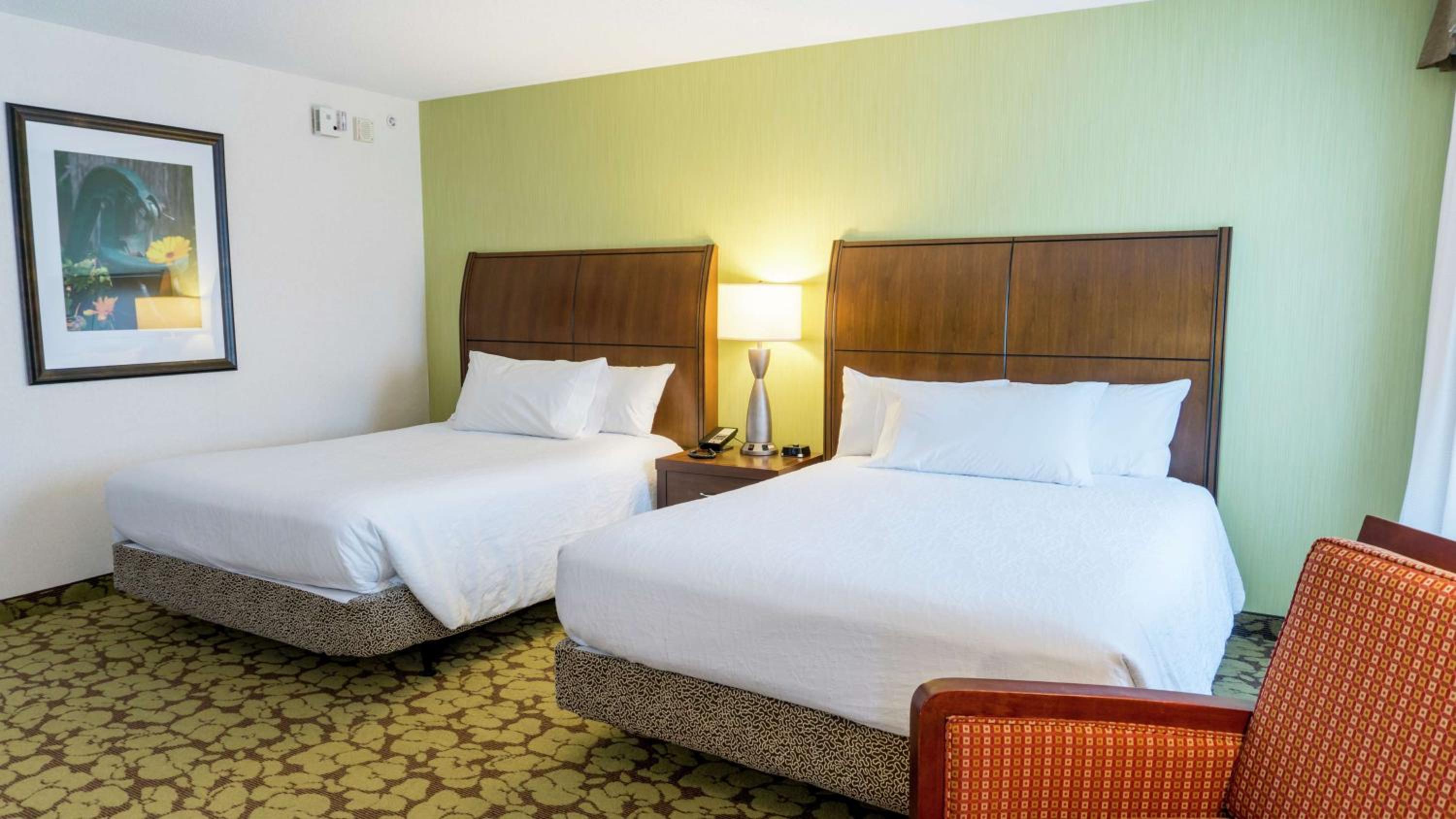 Queen Room with Two Queen Beds and Accessible Tub - Mobility Access - Photo 1